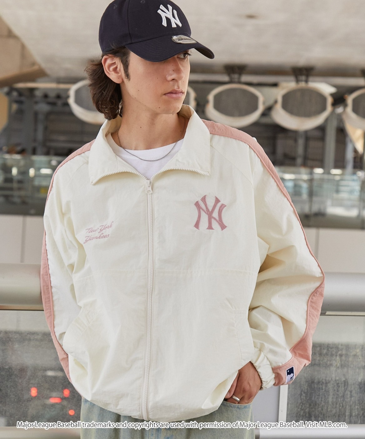 <新色 球迷們快搶!!!>MLB 美國 職棒 大聯盟 訂製 刺繡 立領 邊線 尼龍 運動 防風 外套