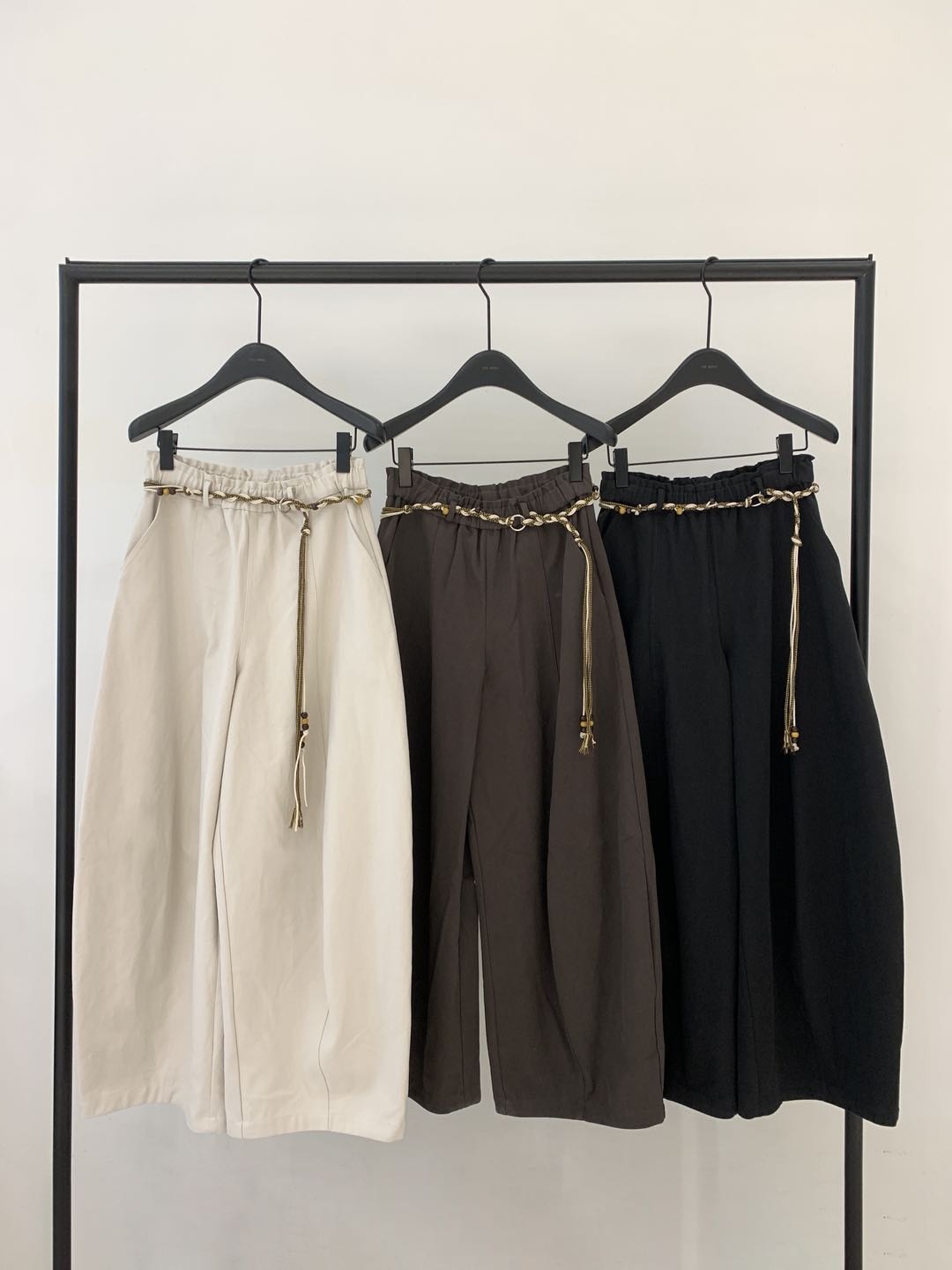 韓國姐姐家/今年最好看的彎刀褲