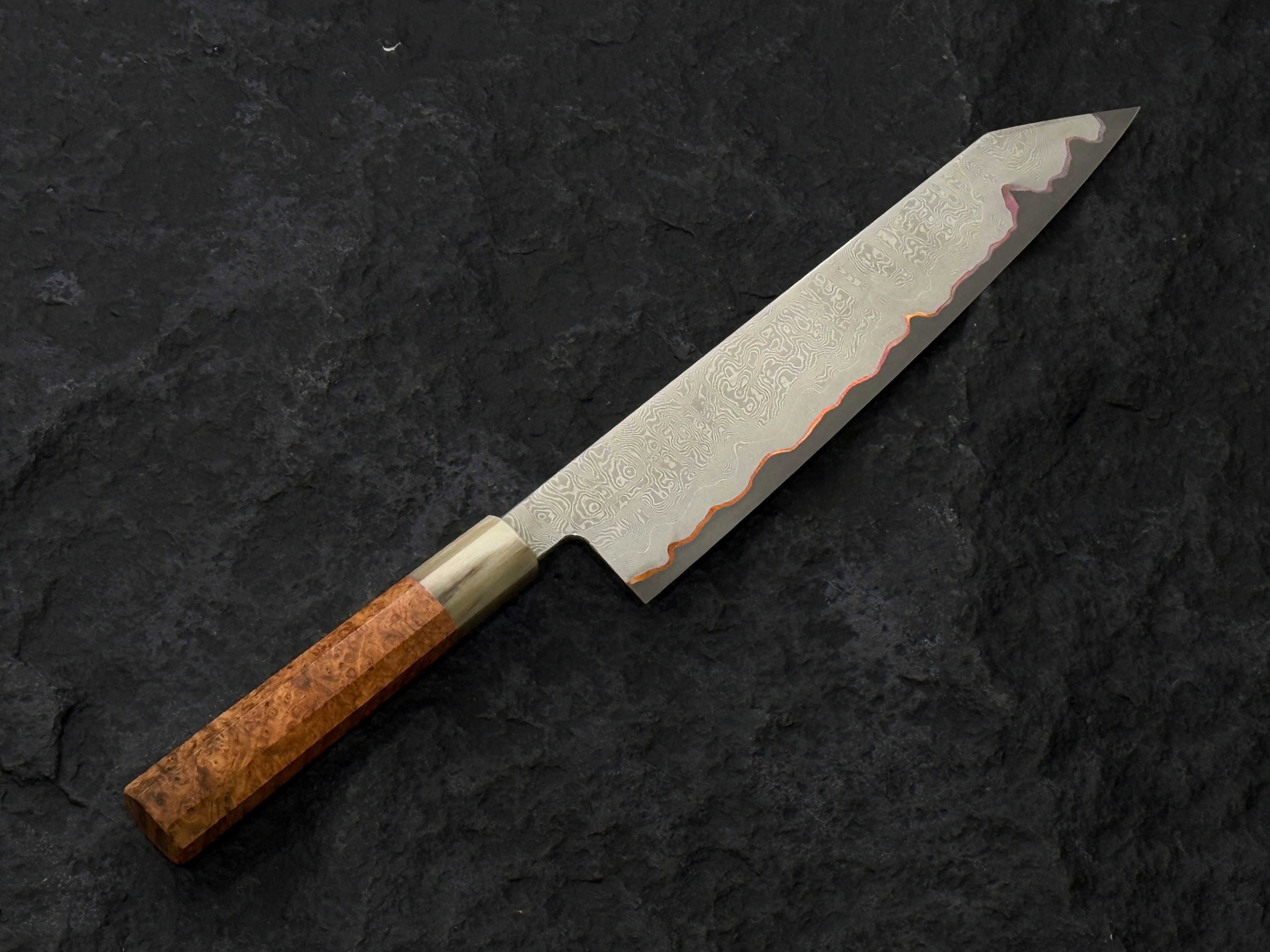 匠魂 Apex Ultra 不鏽大馬士革鋼外層 切付牛刀