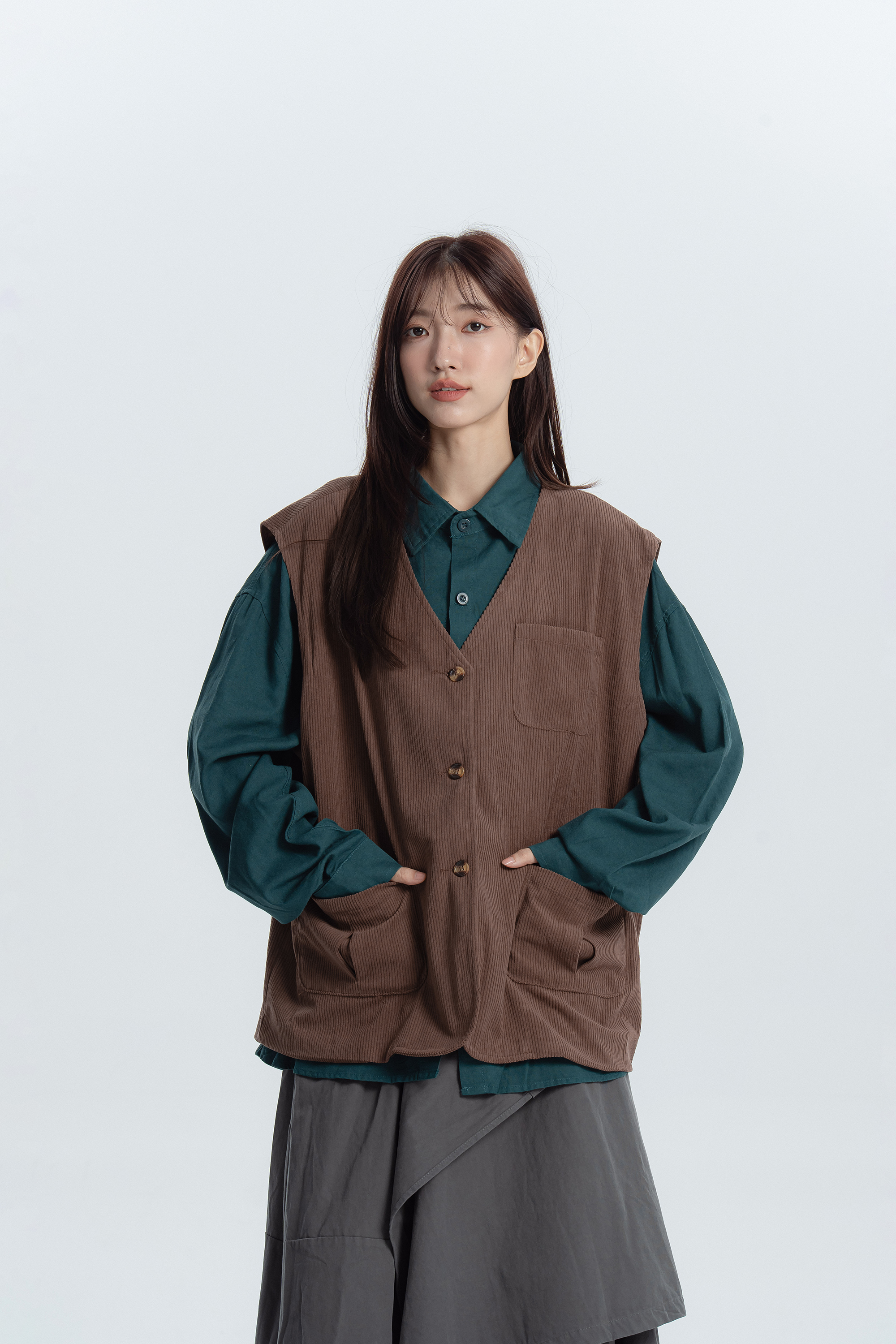 復古燈芯絨V領鈕扣背心 2色