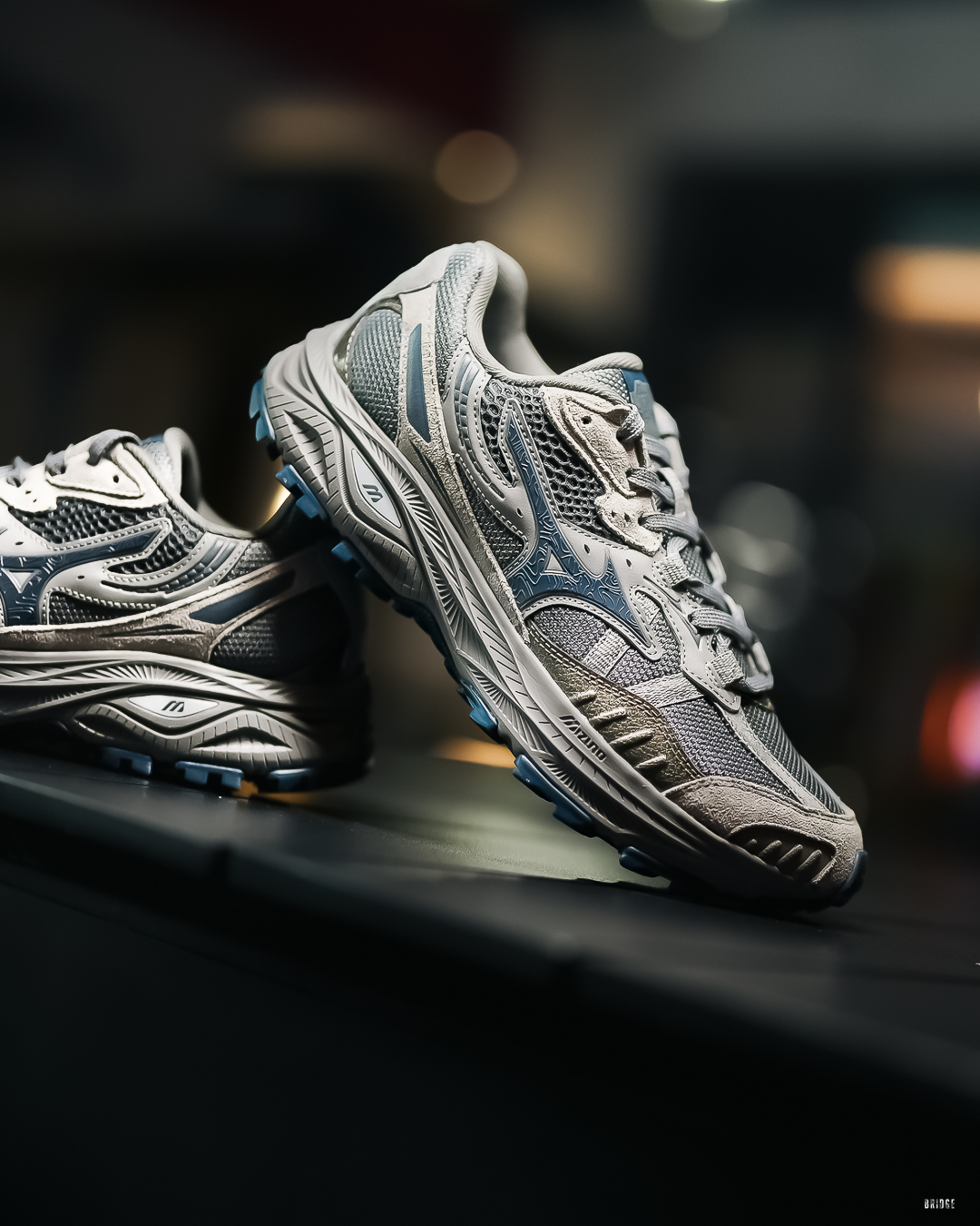 『帶你感受秋季氛圍 🍁』Mizuno Racer ADV “Grey Silver” D1GH241204