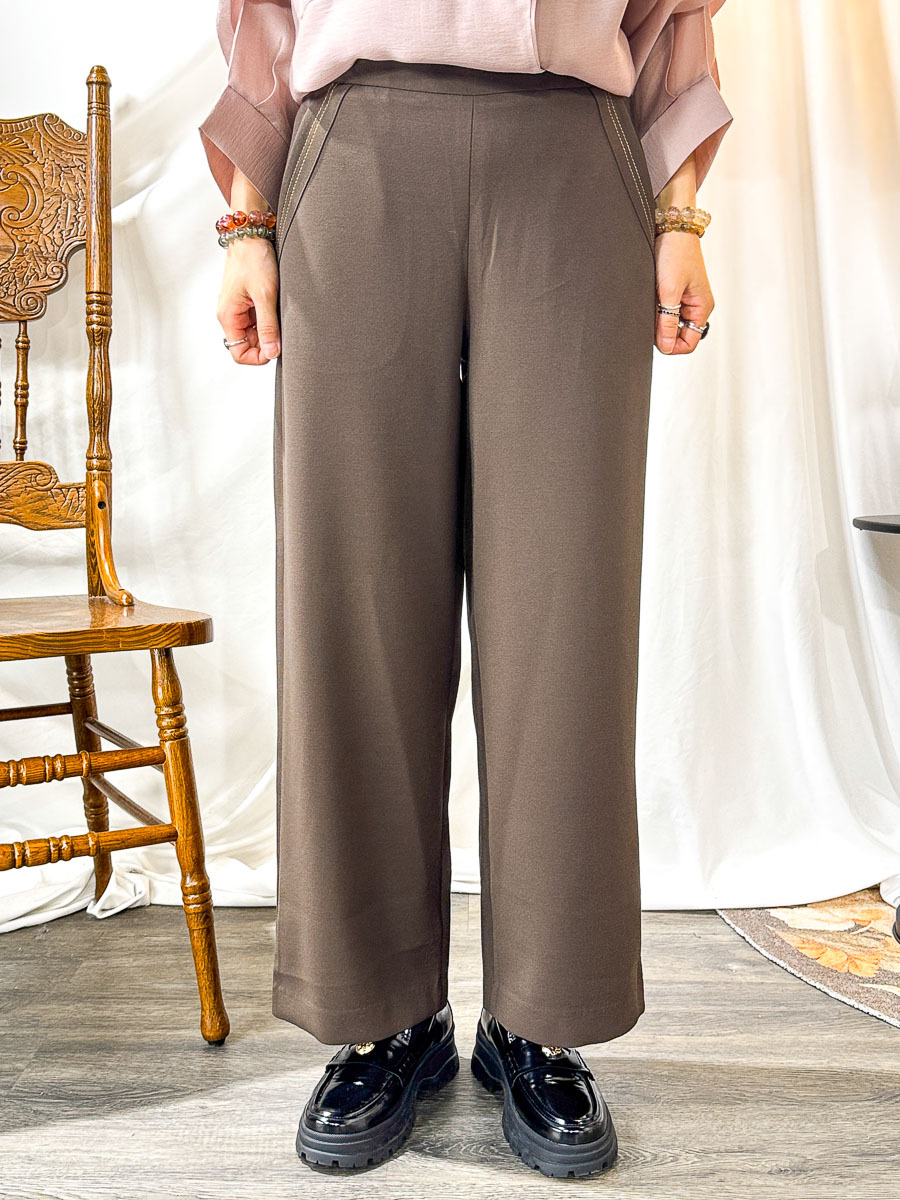 ⬇️開倉低至半價😱FINALSALE📣 後腰橡根．袋邊拼色車線．西裝料直腳褲（9分長）【不設退換】