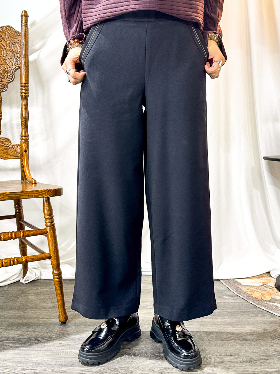 ⬇️開倉低至半價😱FINALSALE📣 後腰橡根．袋邊拼色車線．西裝料直腳褲（9分長）【不設退換】