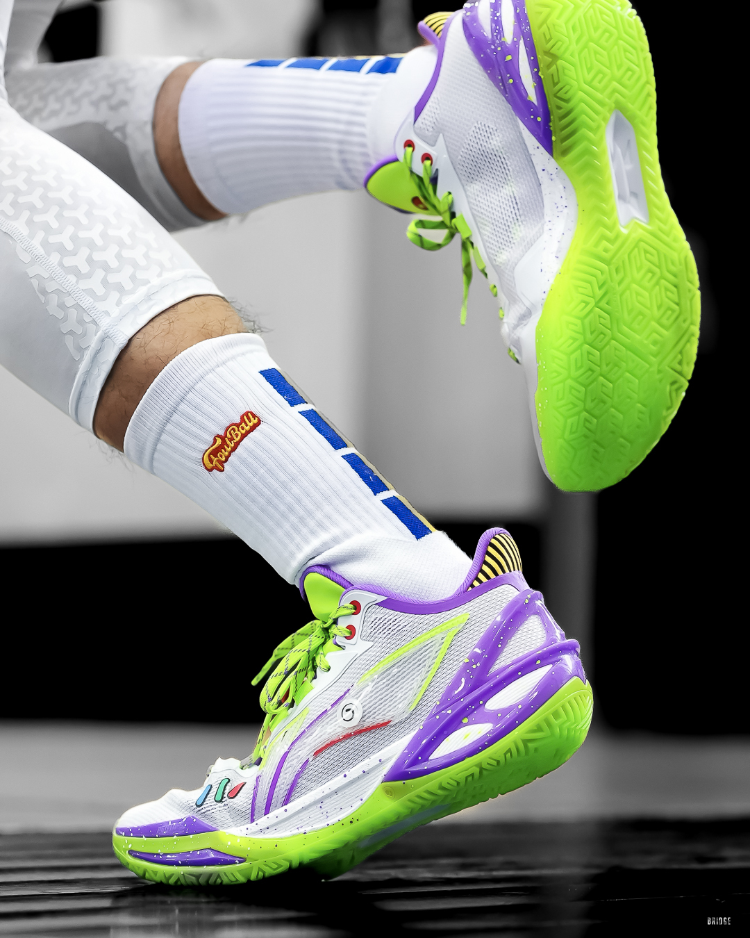 『飛向宇宙 浩瀚無垠 🚀』Li-Ning X Disney 利刃6 「巴斯光年」 ABAV063-3