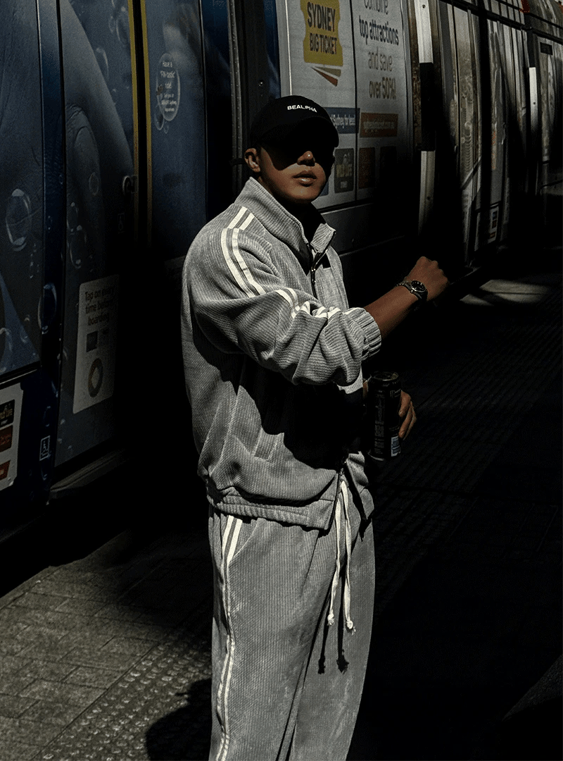 Riel 絲絨拉鍊夾克