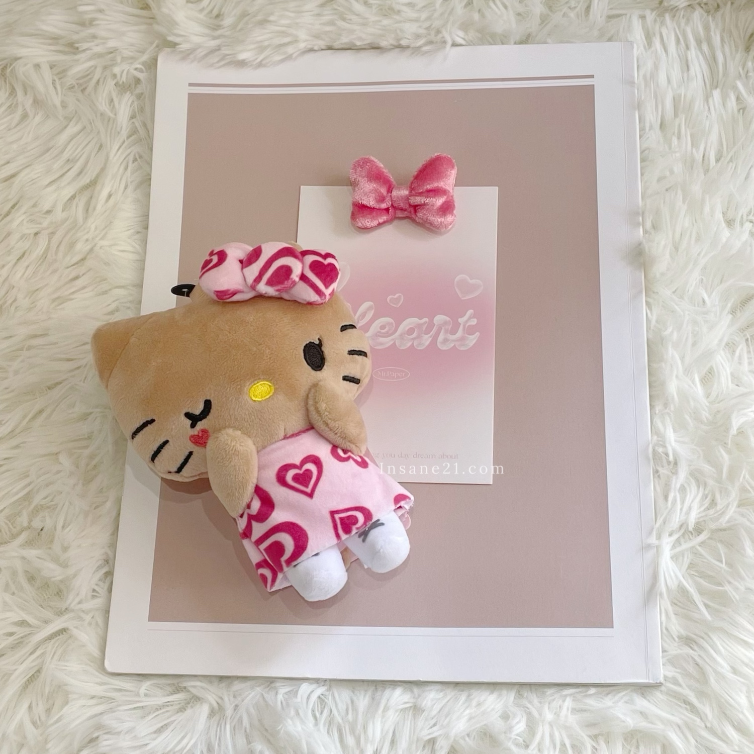 SANRIO HELLO KITTY 滿版愛心 吊飾 絨毛玩具 凱蒂貓 三麗鷗