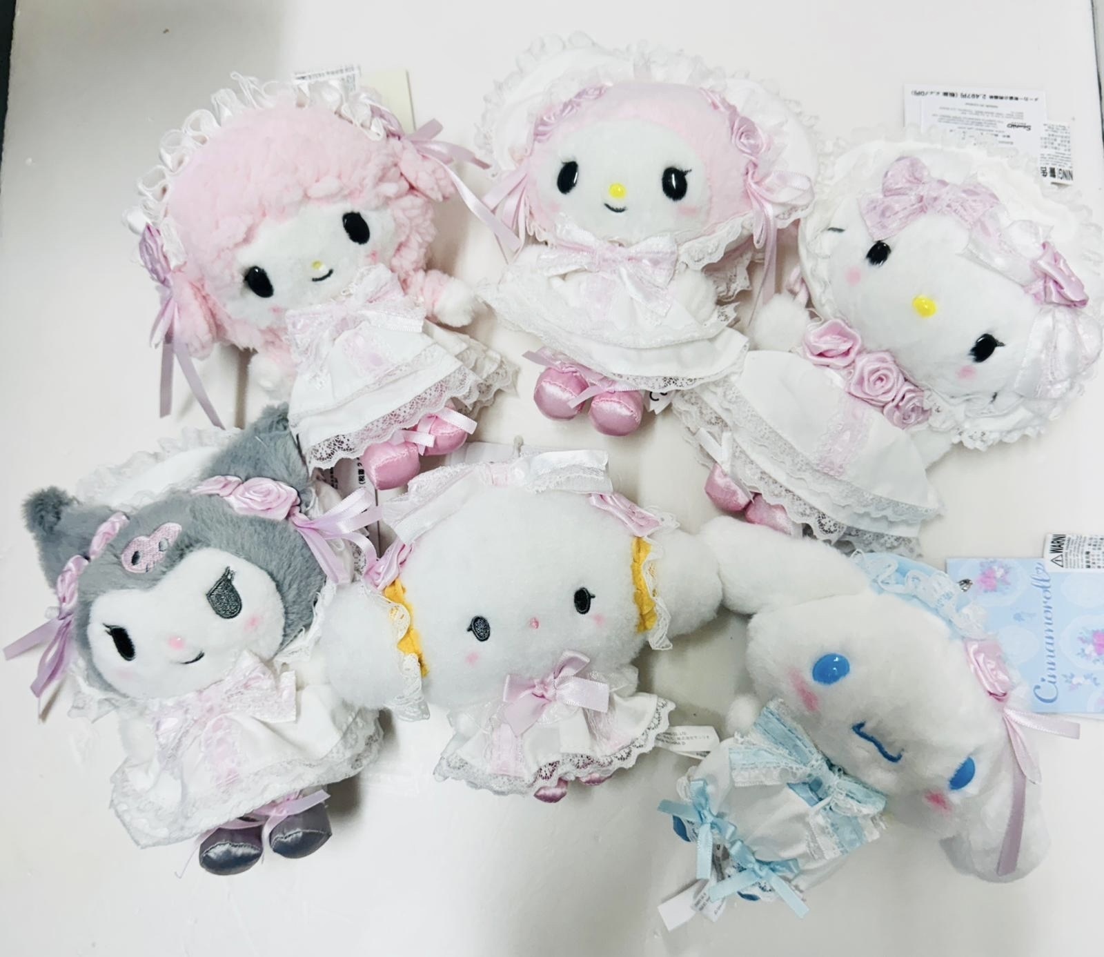 Sanrio 🎀白色女僕裝公仔🤍