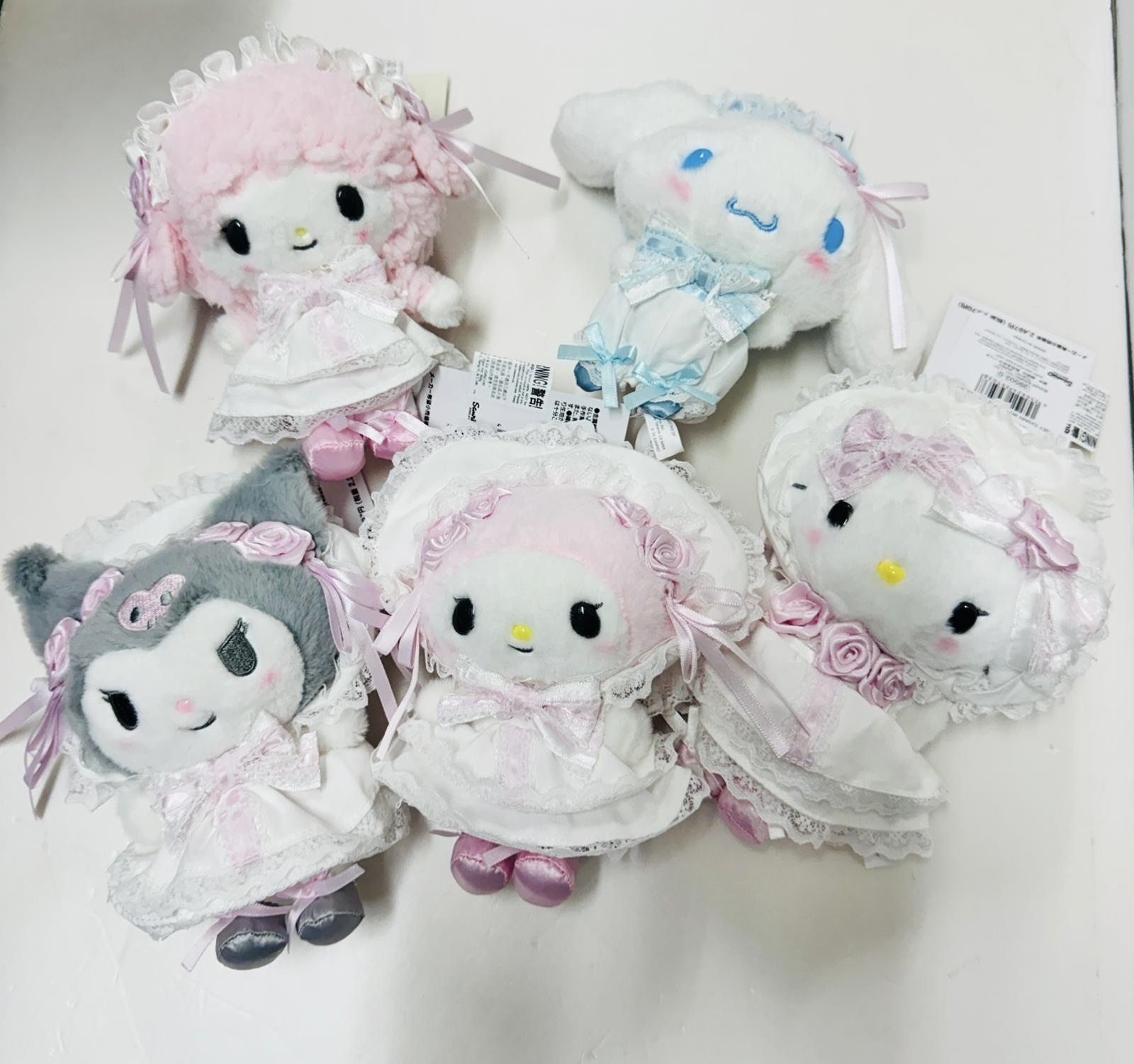 Sanrio 🎀白色女僕裝公仔🤍