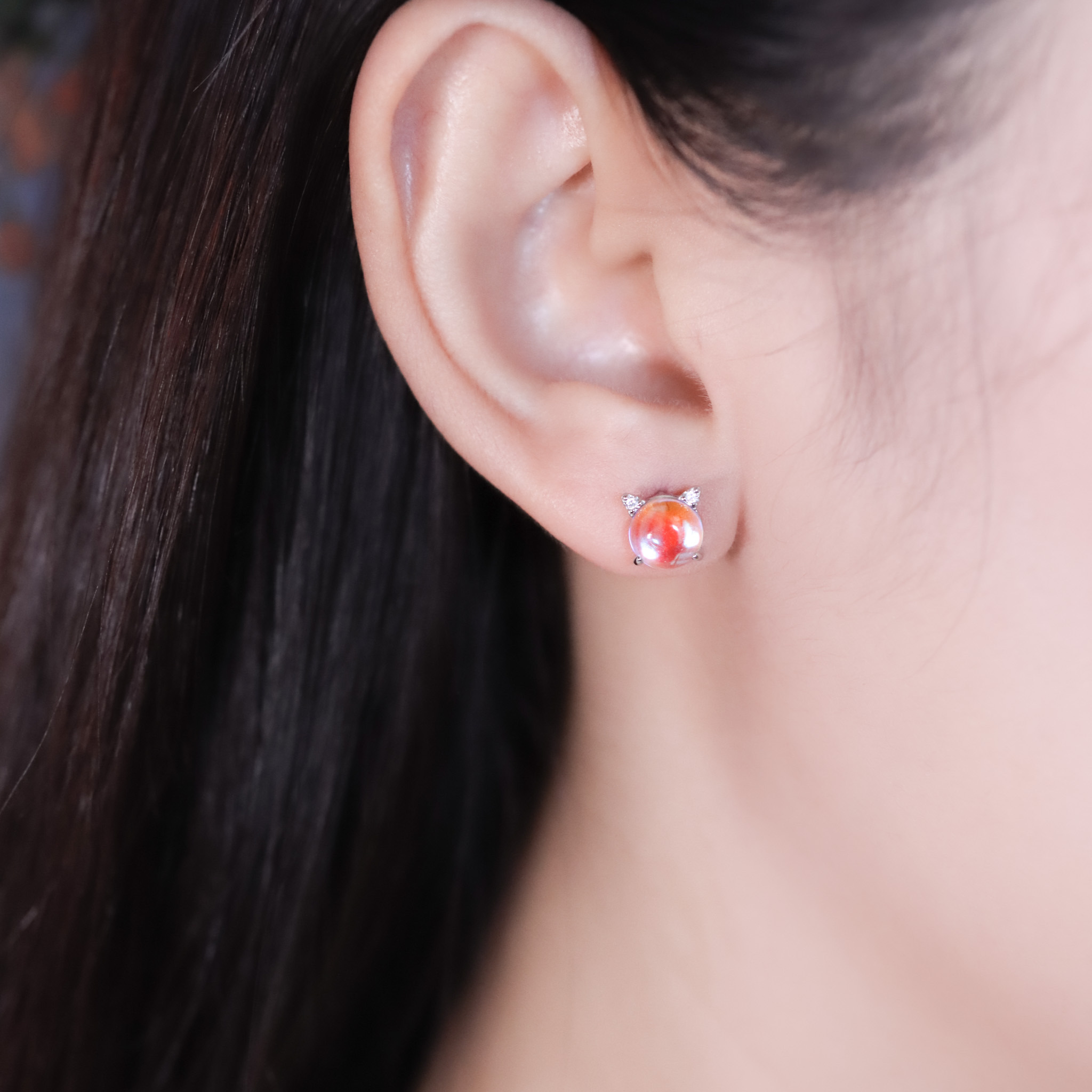 | 925銀・厚鍍白金・琉璃 | 漫藍小喵趣耳環 | EA1062 |