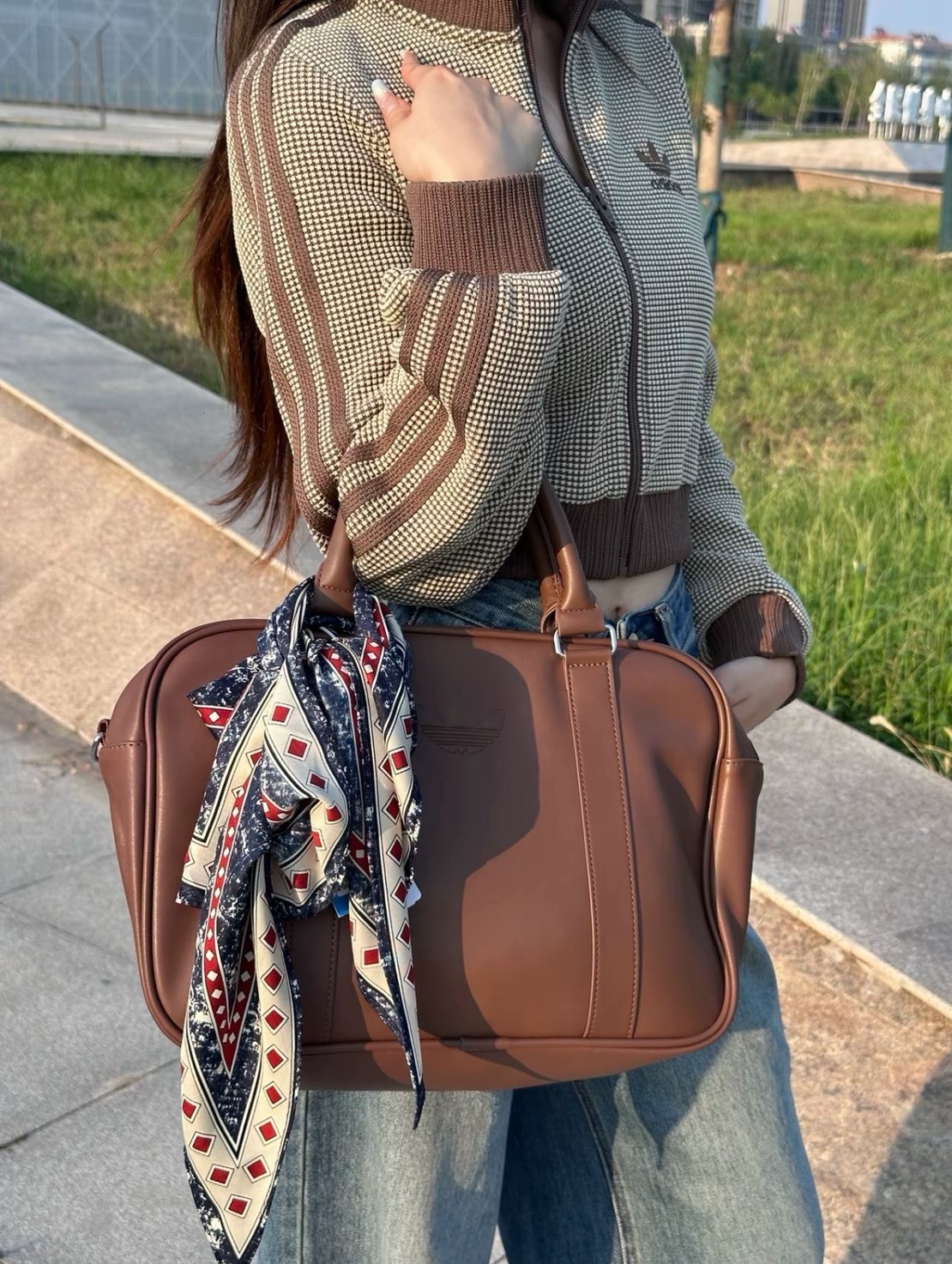 ADIDAS ORIGINALS 華夫格短版立領運動外套 女款 深土棕 KC2645