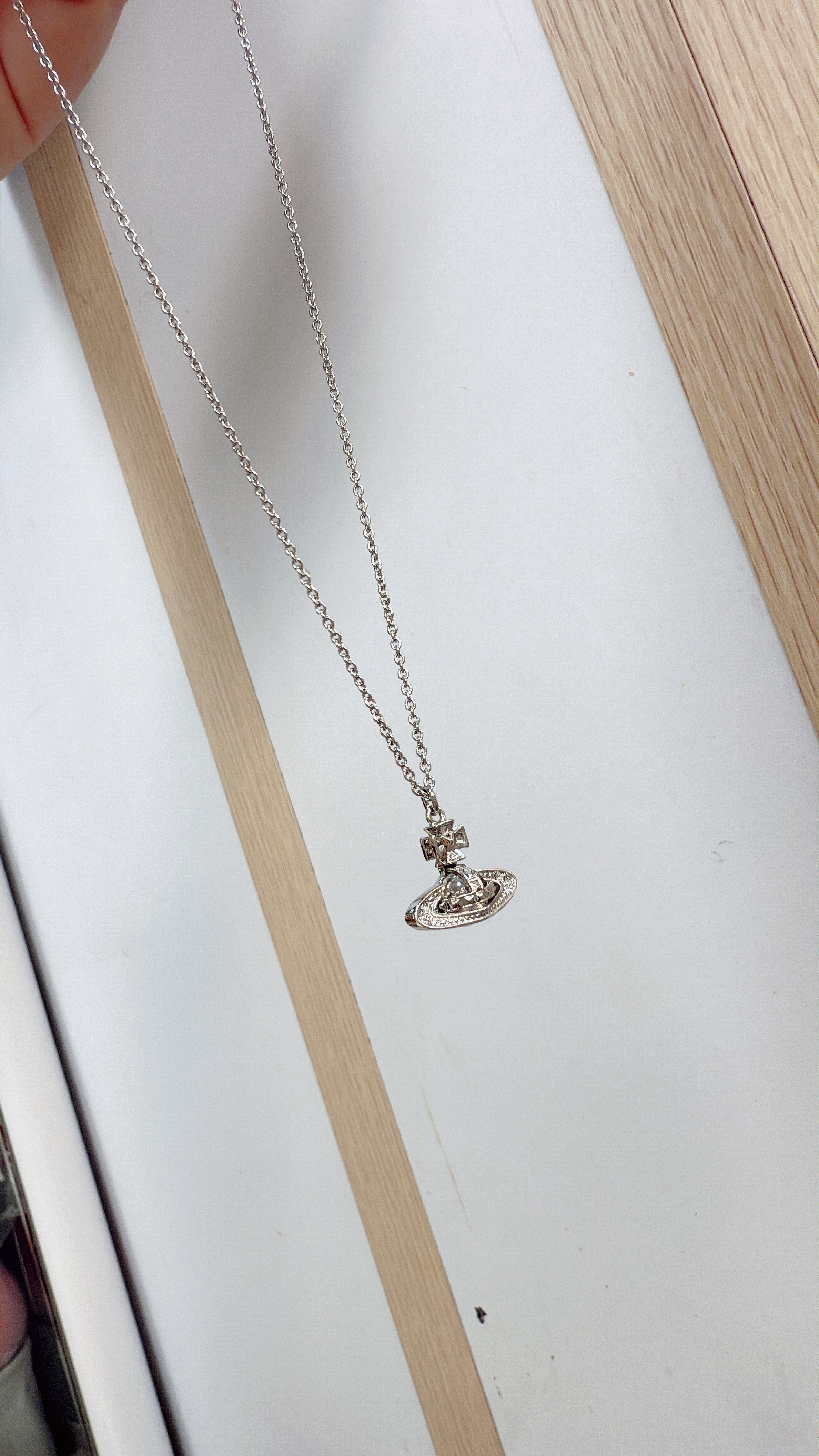 Westwood classic 平面土星頸鏈