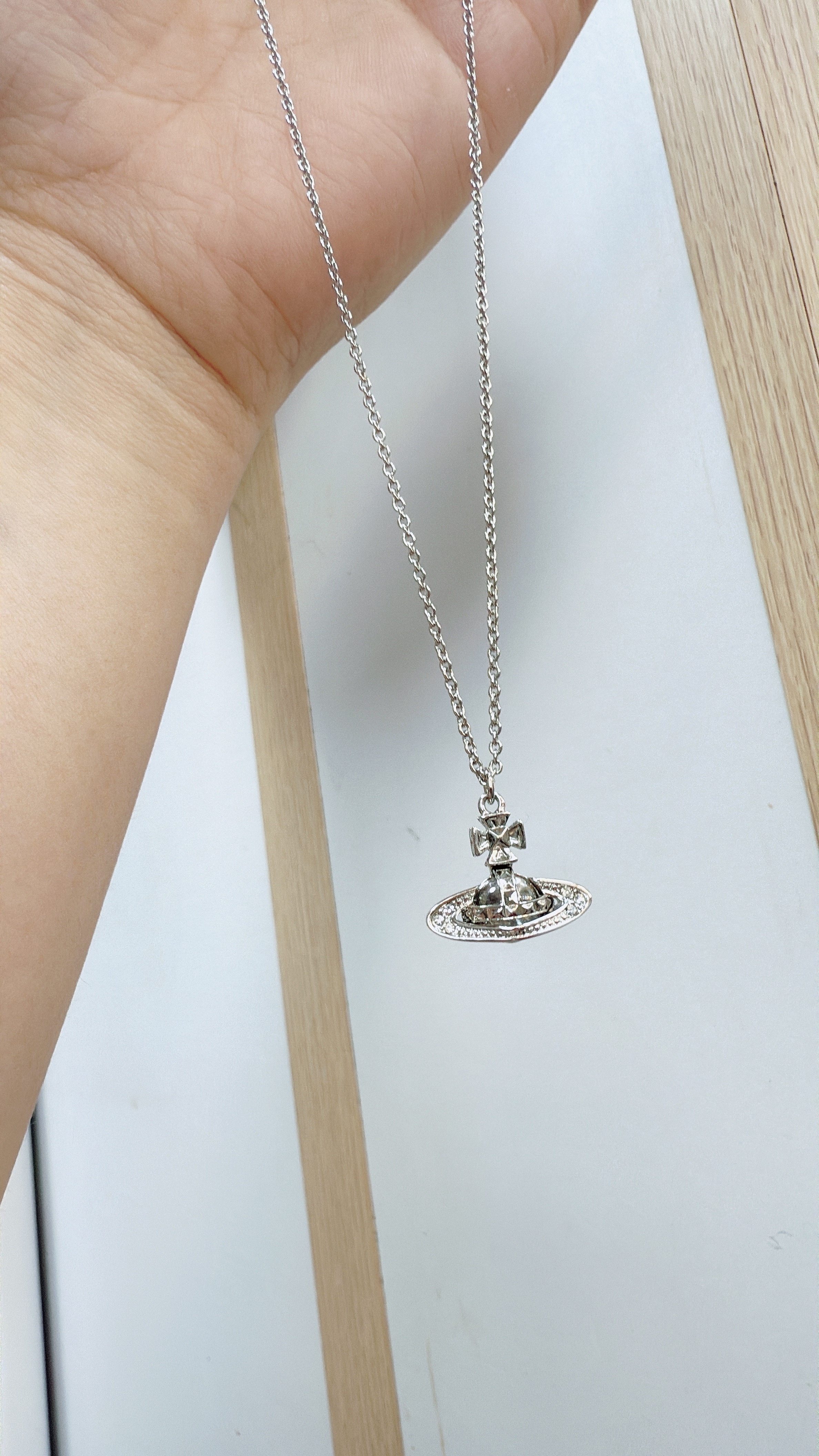 Westwood classic 平面土星頸鏈