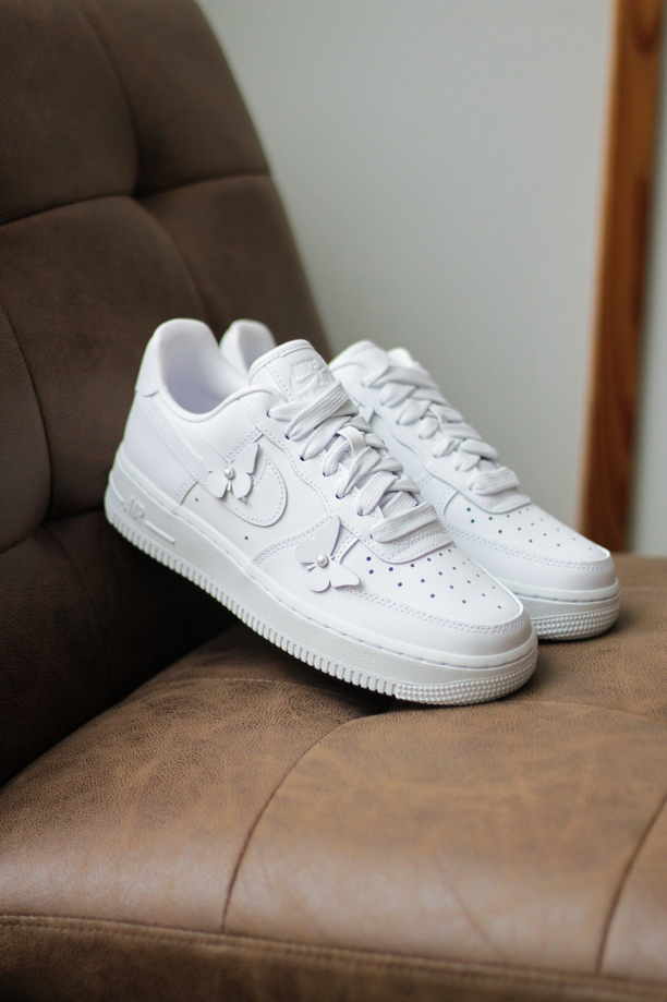 【預訂】NIKE AIR FORCE 1 LOW 全白蝴蝶-WOMEN