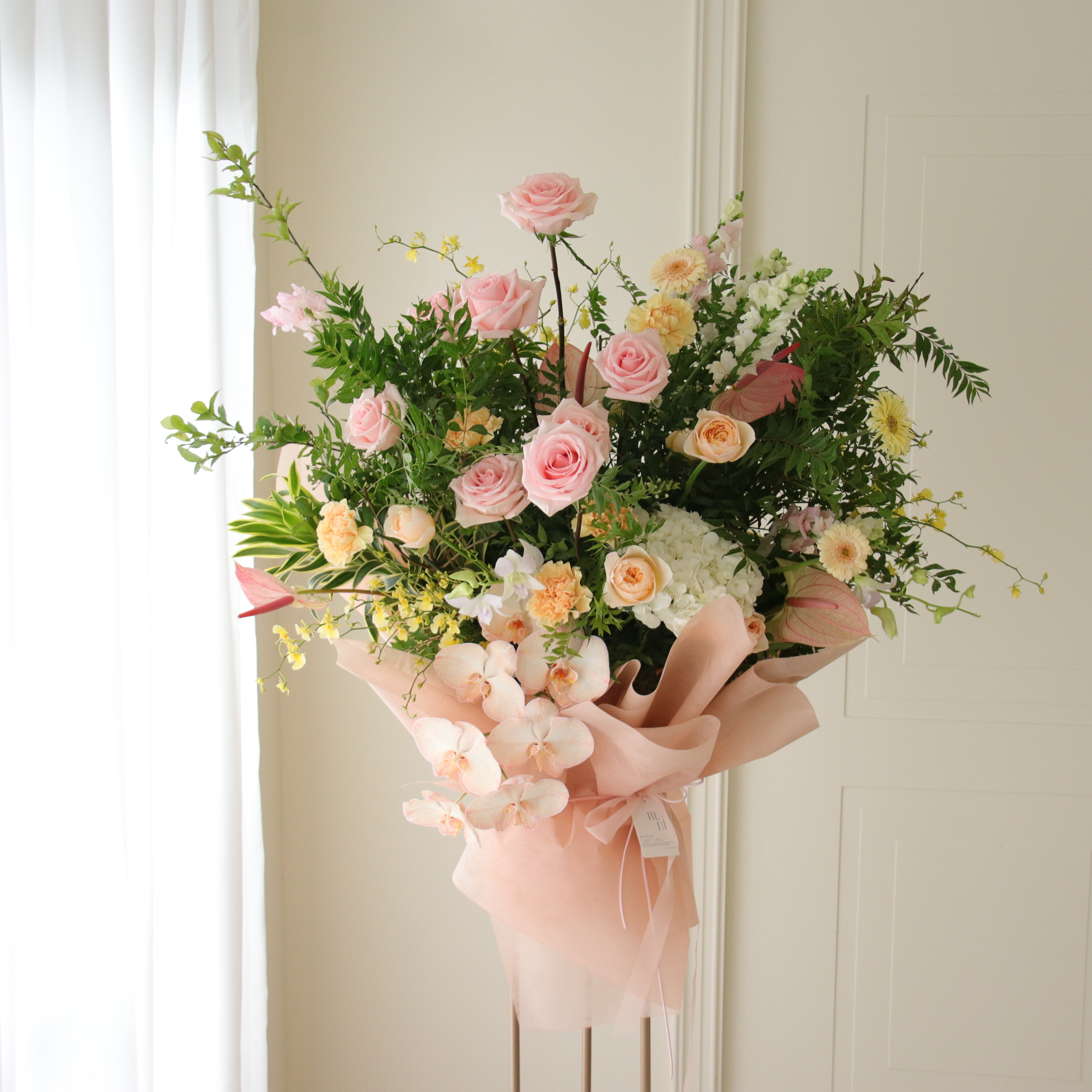 精靈花園- 粉色系頂級鮮花高架花籃 (包裝款)