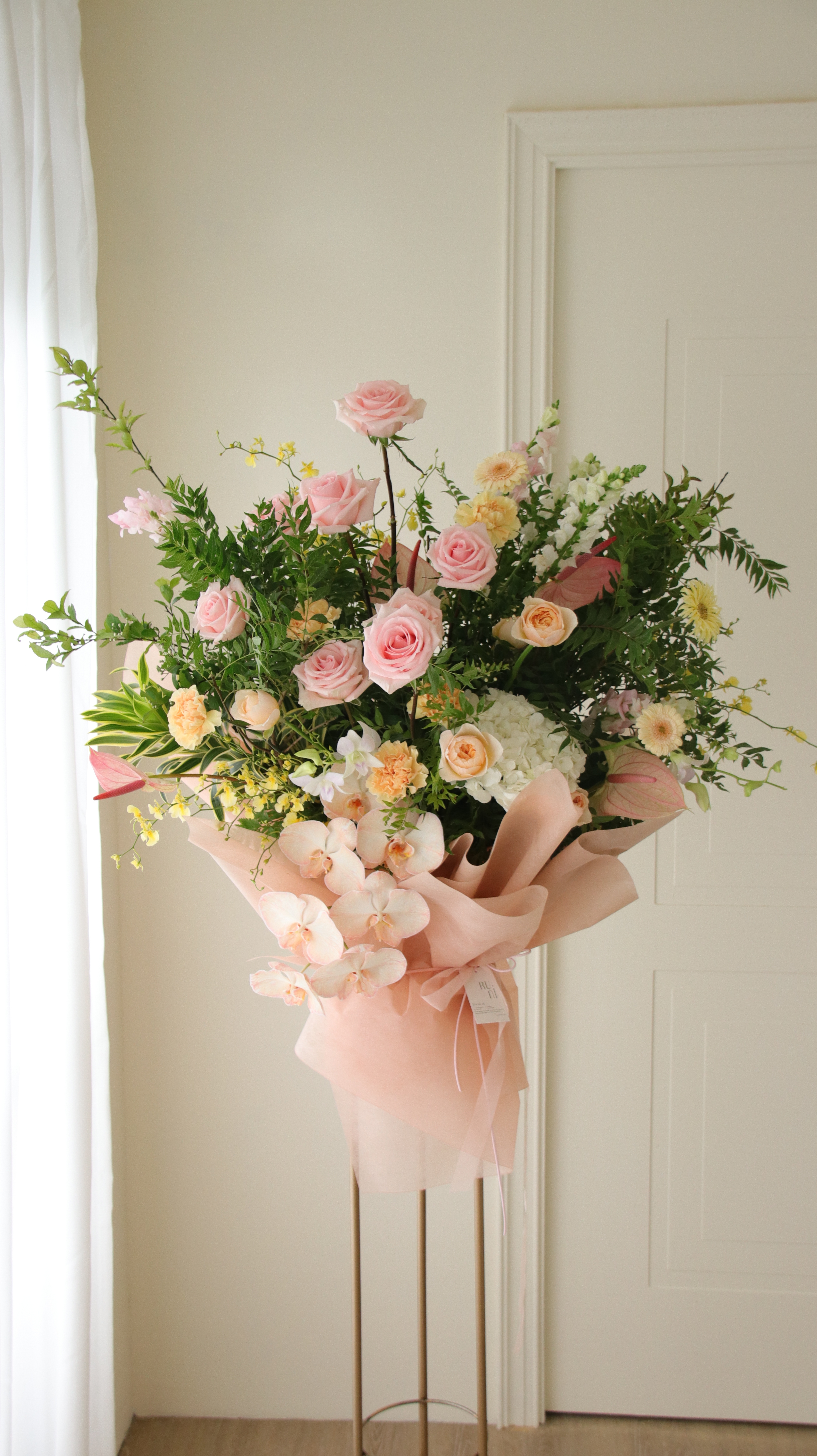 精靈花園- 粉色系頂級鮮花高架花籃 (包裝款)