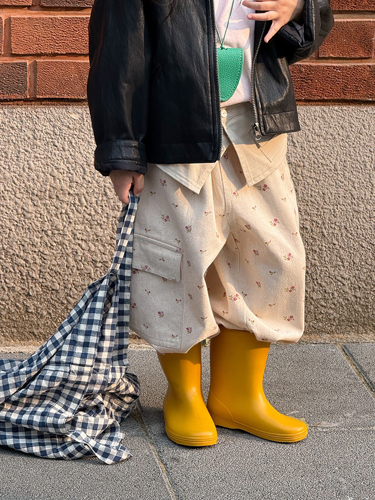 原胚色碎花工裝褲