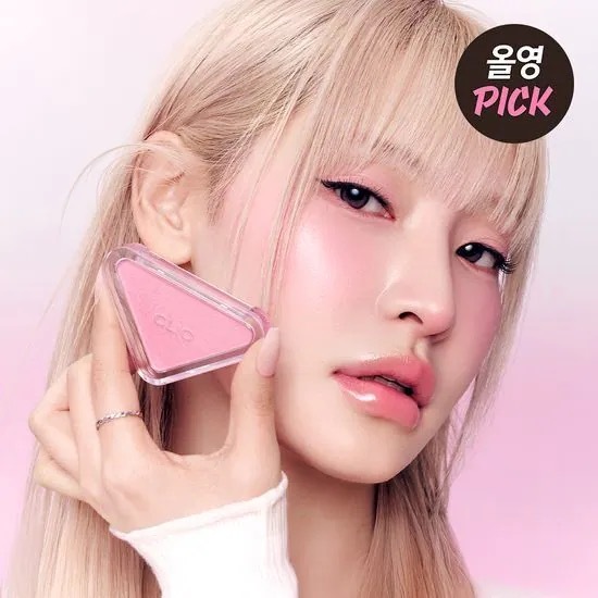 現 貨丨CLIO Essential Blush Tap (限定套裝)