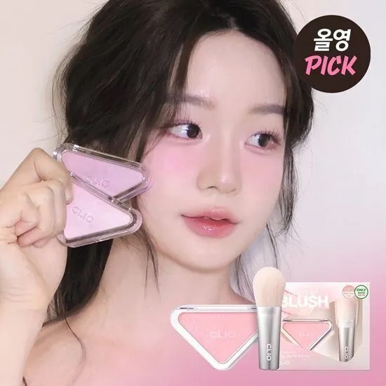 現 貨丨CLIO Essential Blush Tap (限定套裝)