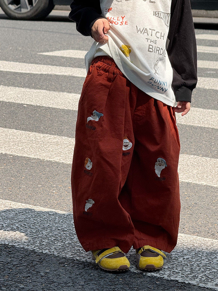刺繡小矮人蘿蔔褲