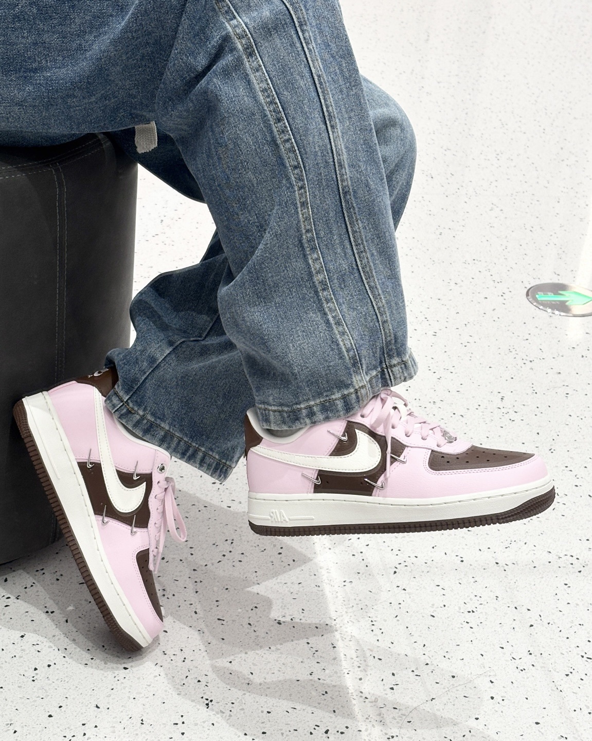 【逢甲 FUZZY】W Nike Air Force 1 "Inverts" 四小勾 粉棕 IO7595-211