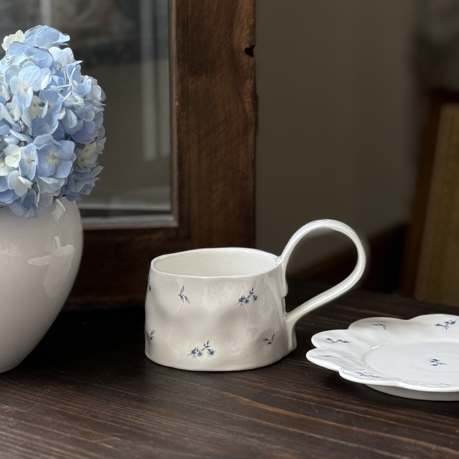 《6282》復古碎花握把陶瓷馬克杯(250ML)