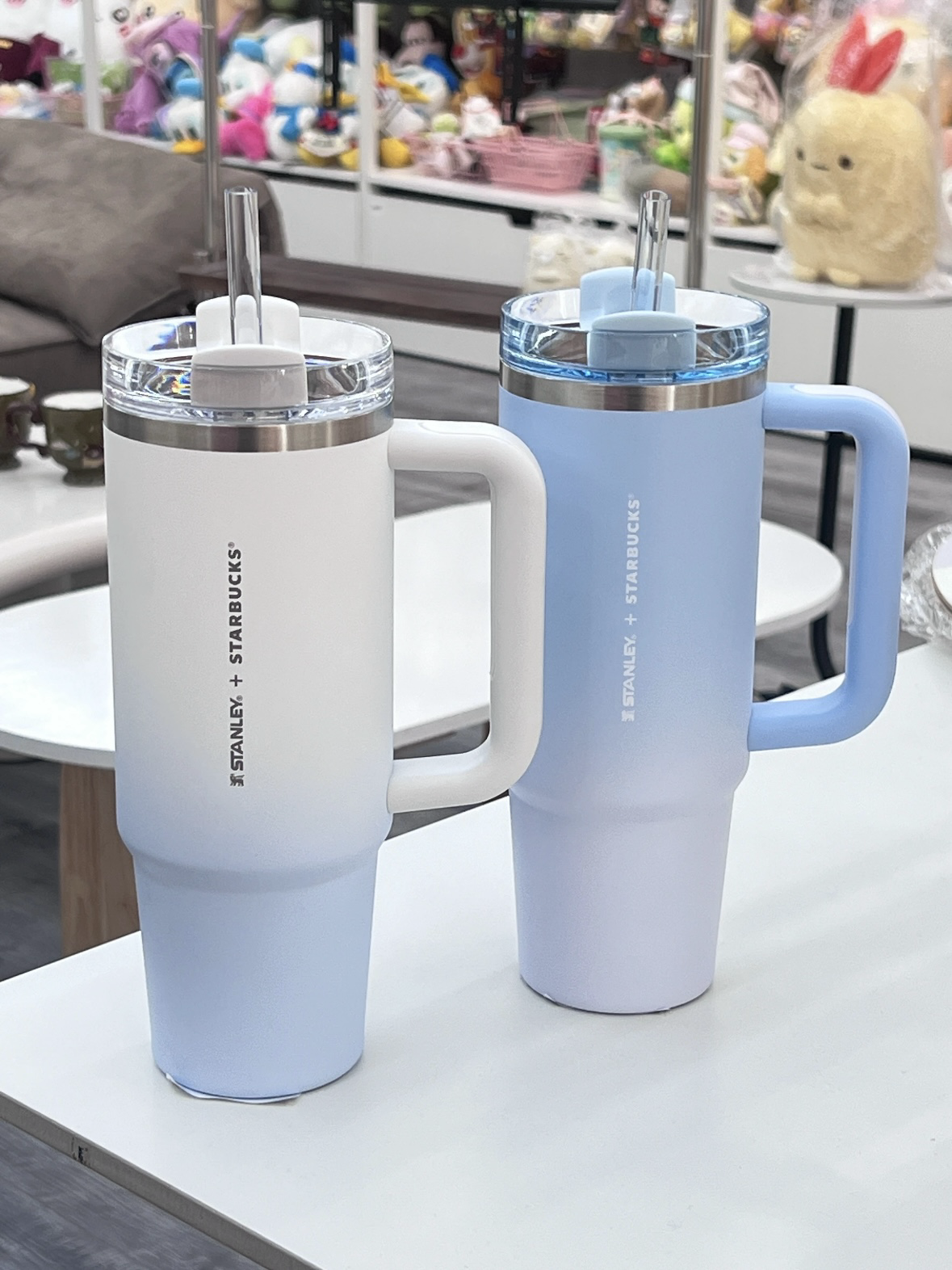 🇰🇷Starbucks X Stanley 聯名限定 水壺 保溫杯 水杯 霧面白 水藍