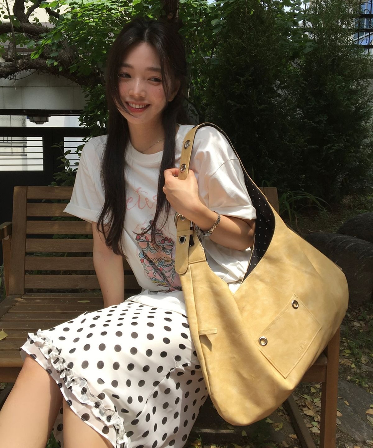 LETERIE Buckle Reversible Shoulder Bag