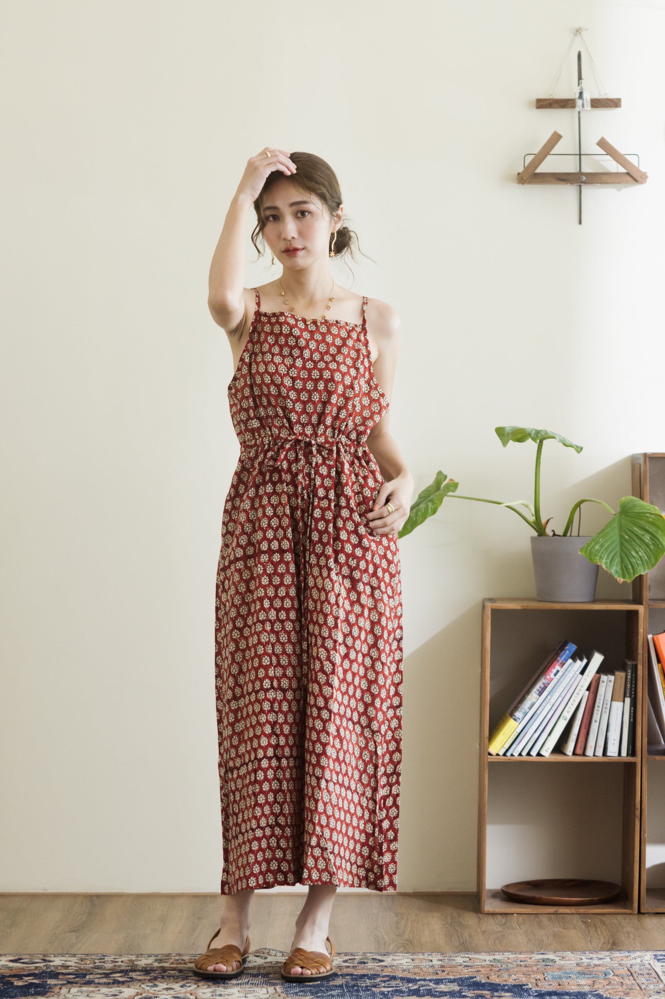 細肩帶連身寬褲_紅
