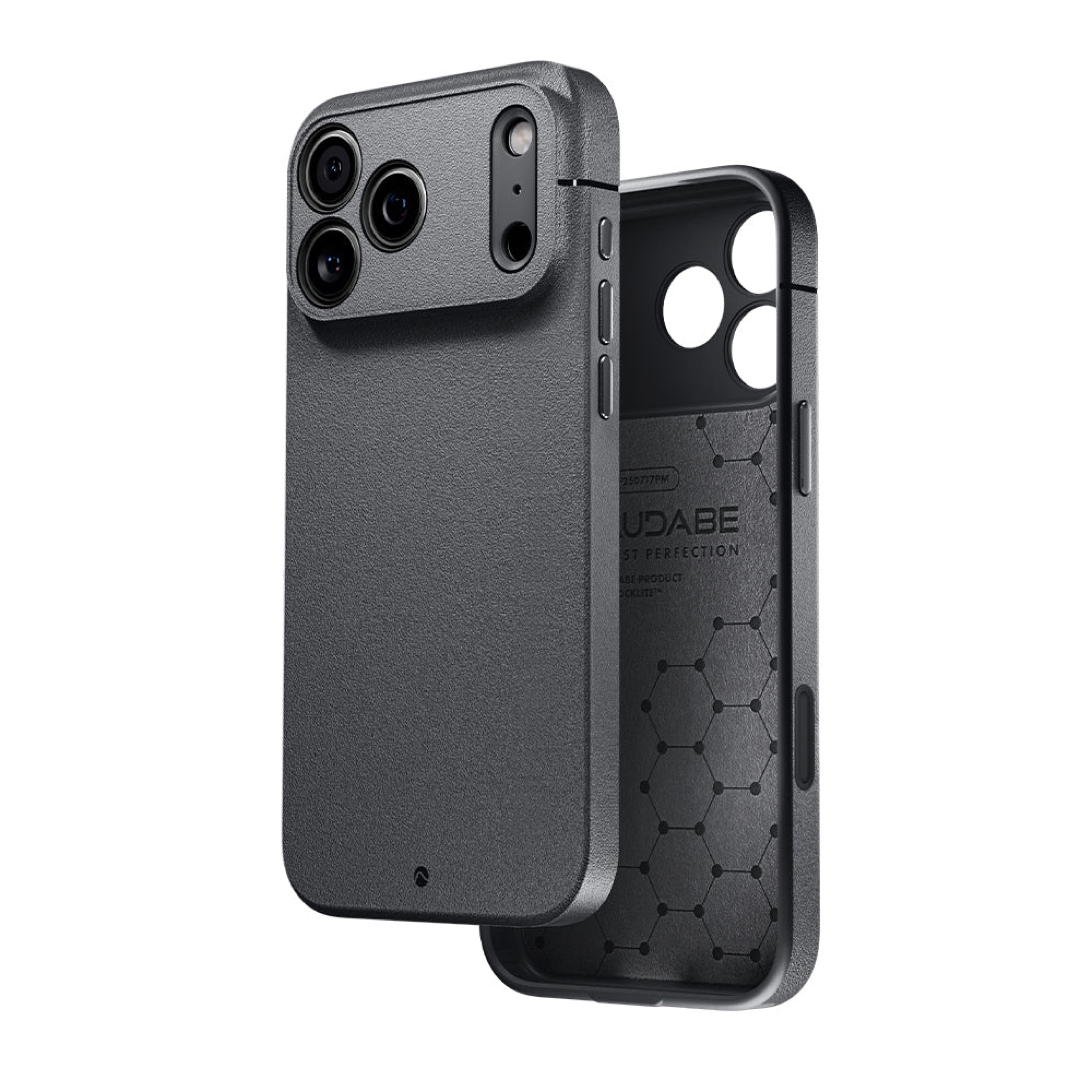 Caudabe iPhone 17 Pro Max Sheath Precise Cutout 保護殼