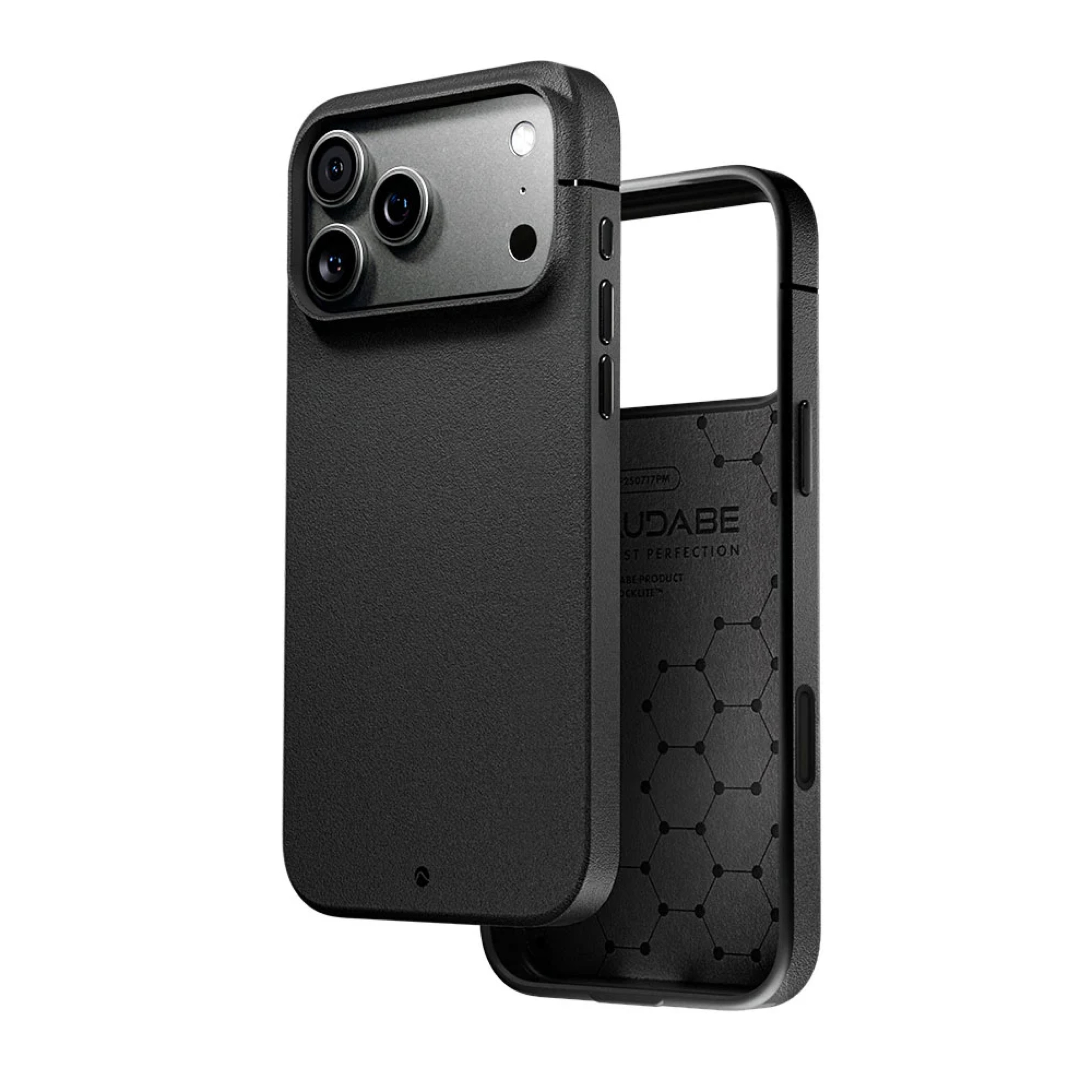 Caudabe iPhone 17 Pro Max Sheath Open Cutout 保護殼