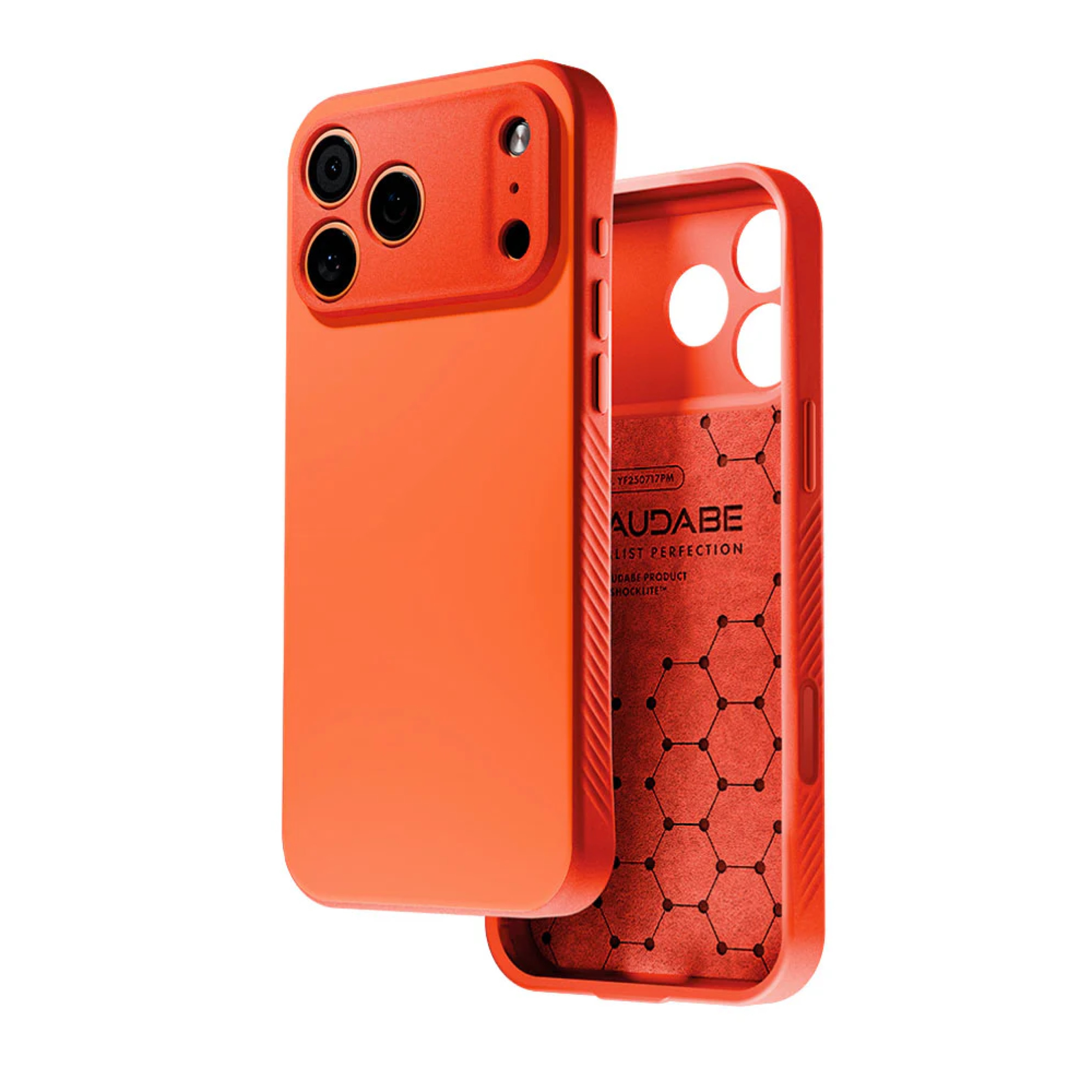 Caudabe iPhone 17 Pro Max Paragon Precise Cutout 保護殼