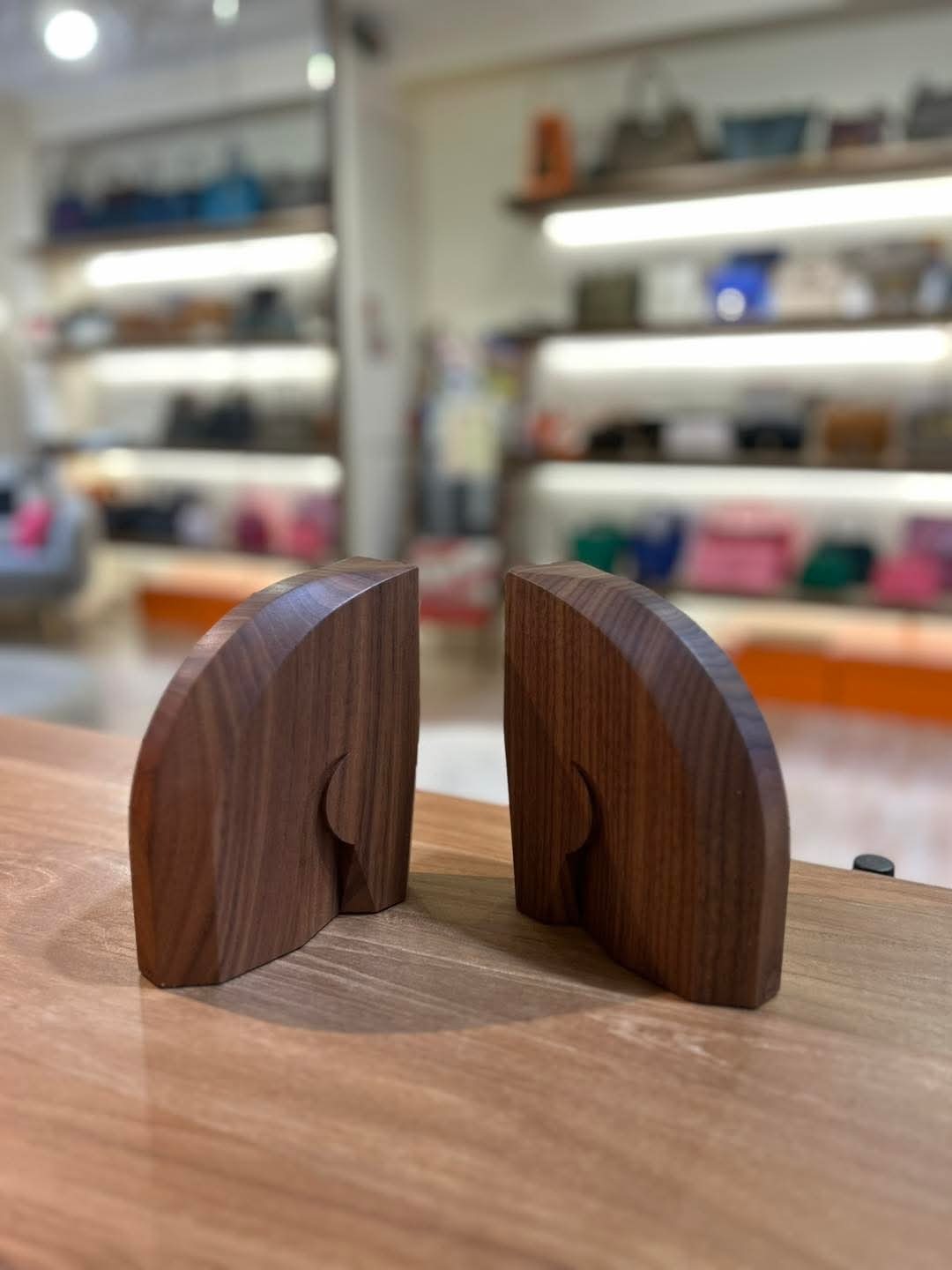 Hermes Alezan bookend set