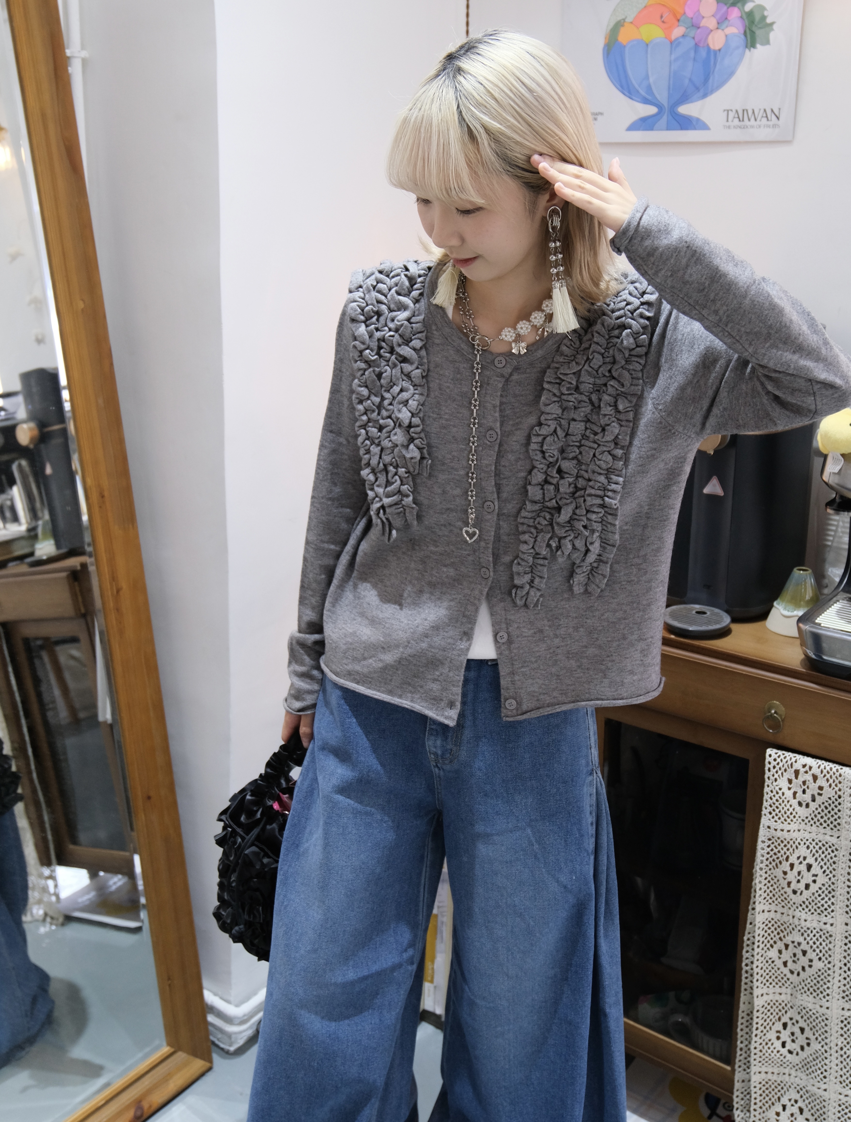 摺摺花紋捲邊外套