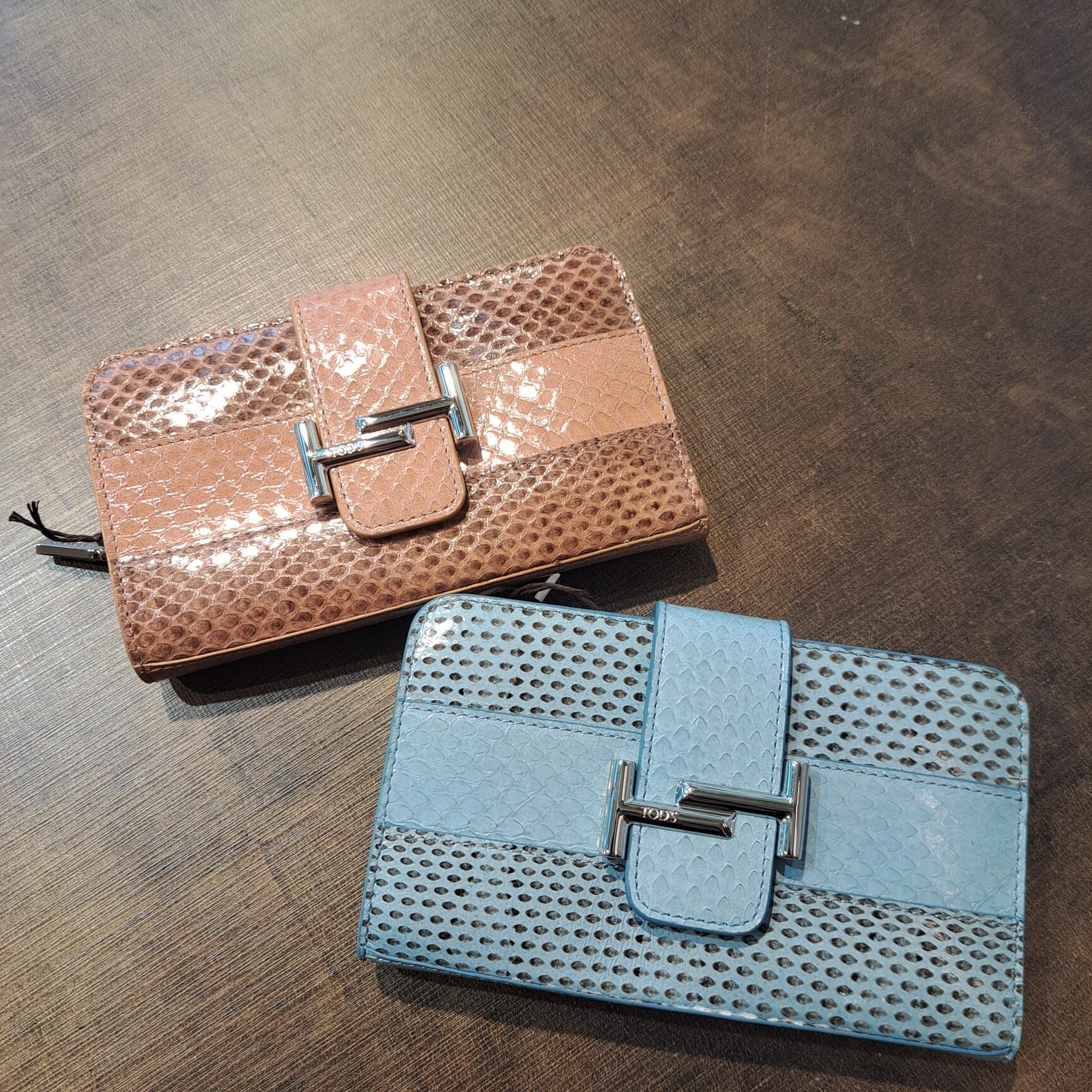 Tods Foglio linguetta Python wallet 2 colors