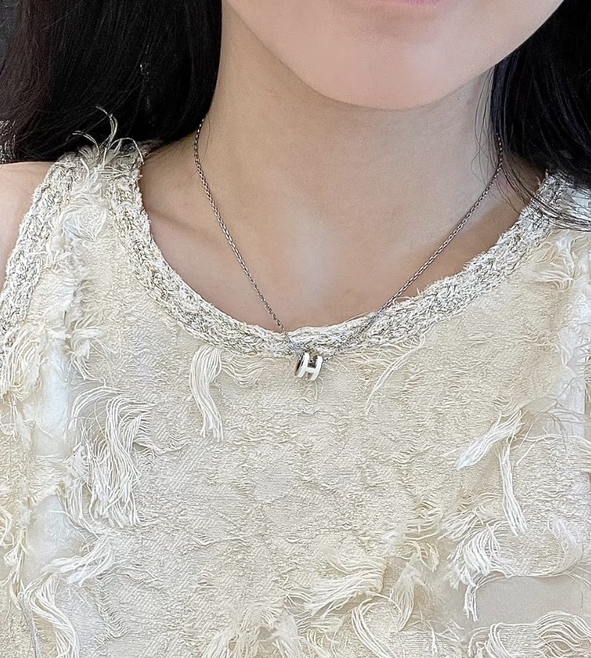 HERMÈS Mini Pop H Pendant