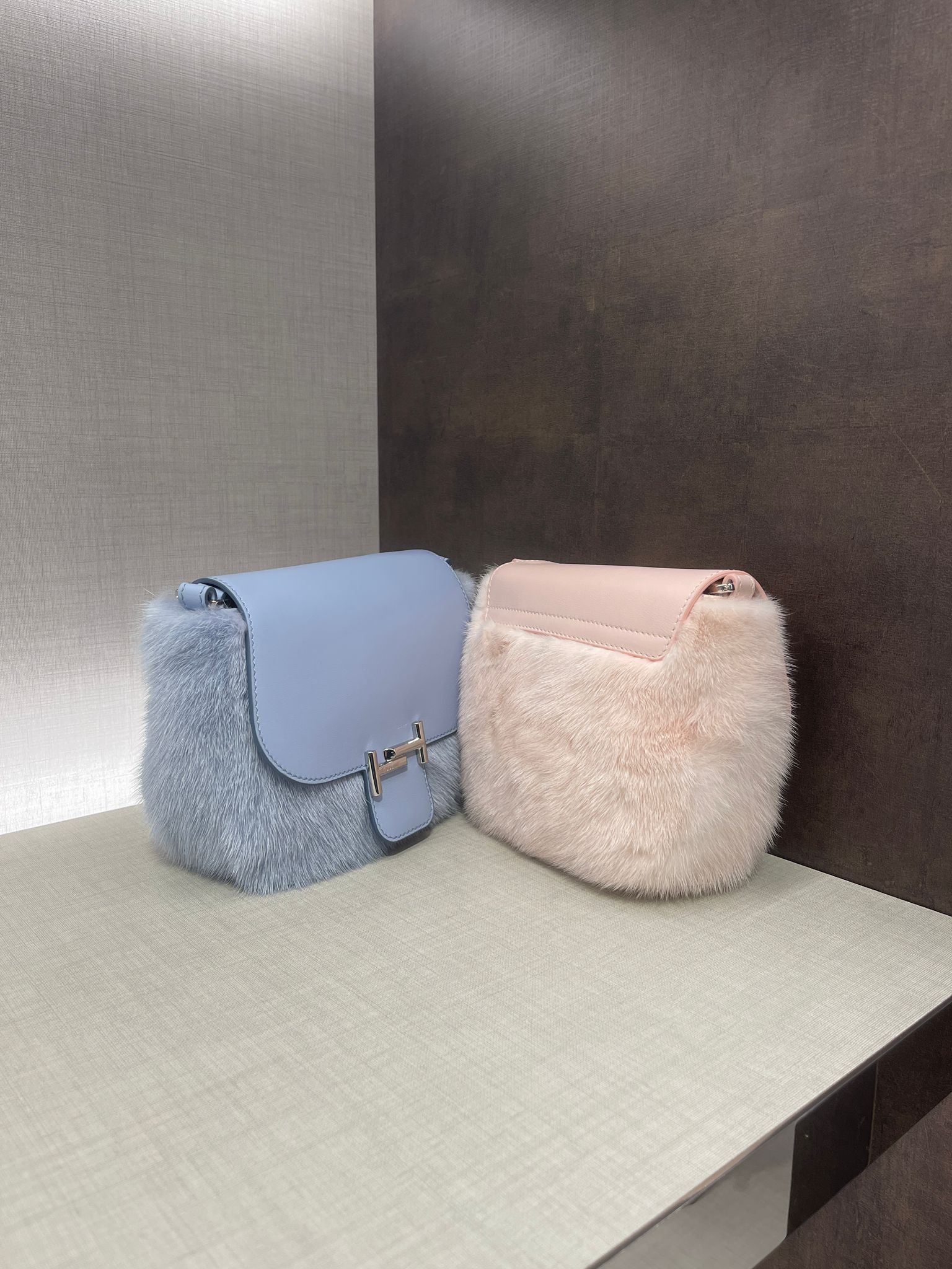 Tods Ann Bisac Charm Pic fury saddle bag 2 colors