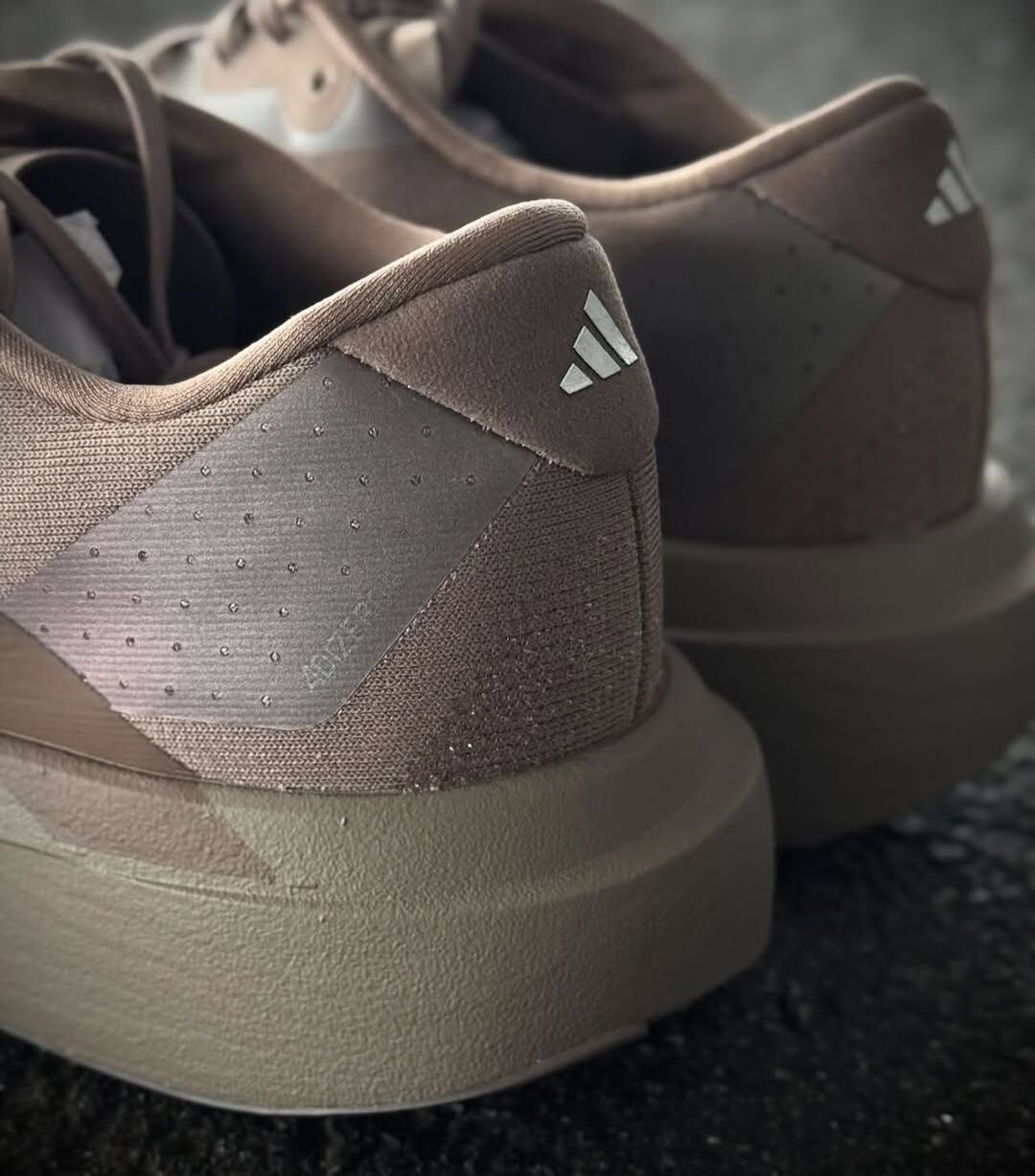 [預訂] Adidas Adizero EVO SL | Dark Brown KJ1439