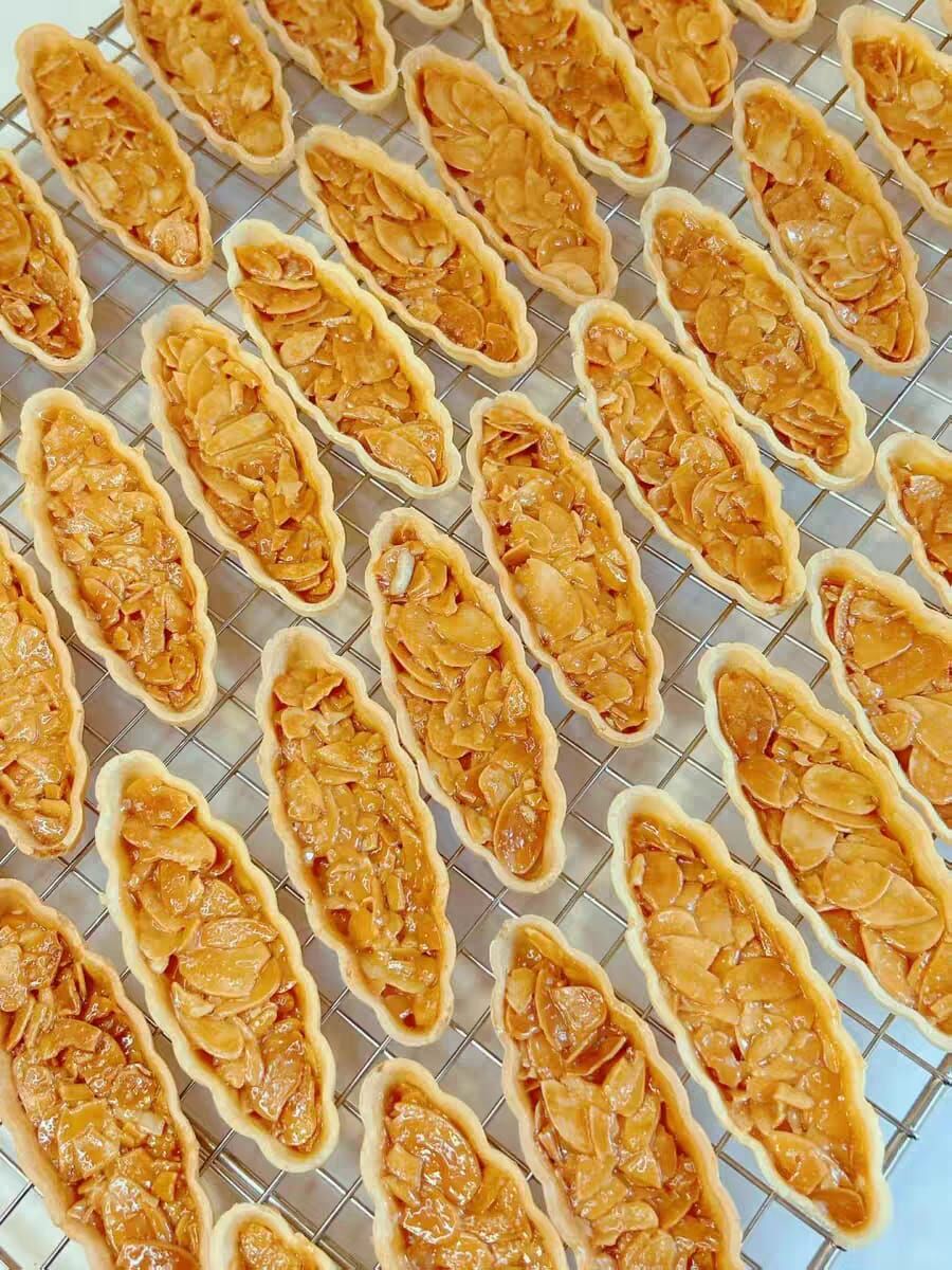 堅果船 80g (±10克)