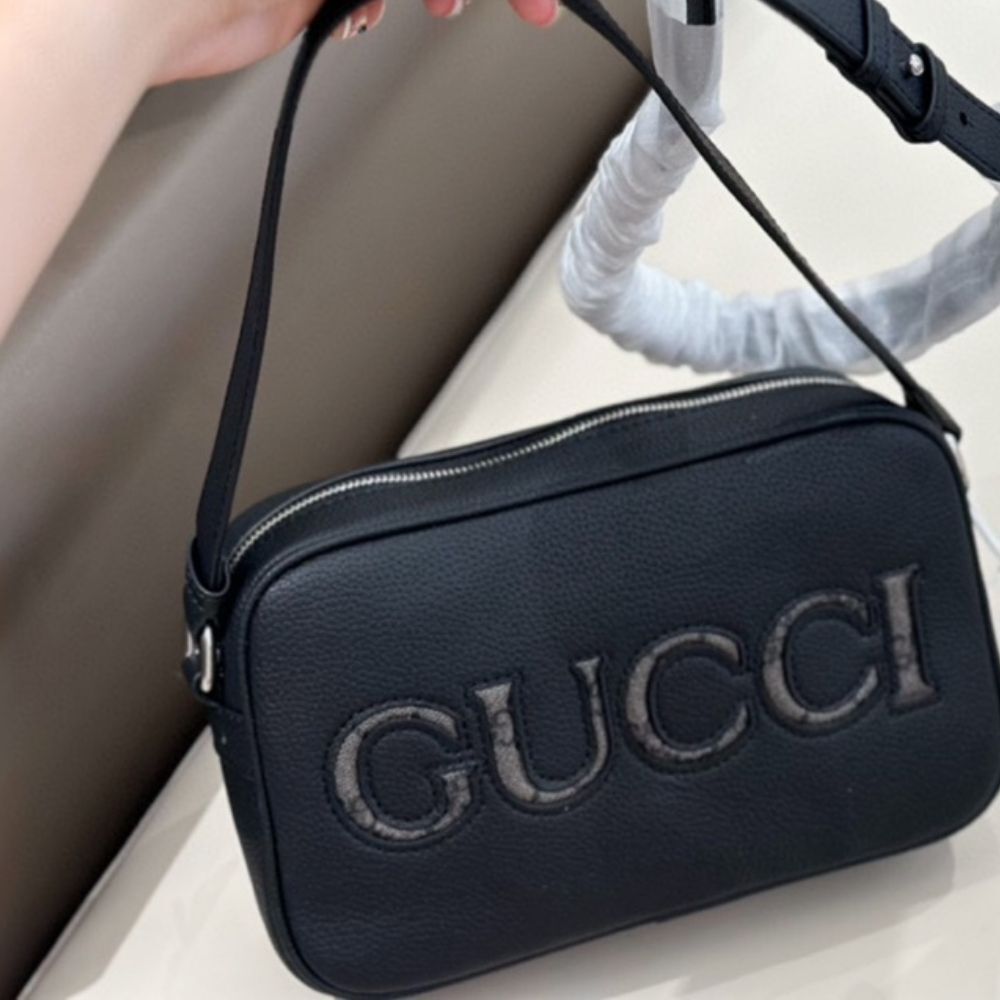 [E] GUCCI BLACK GG MINI SHOULDER BAG, 768391AACYX-8446 (EGC155)