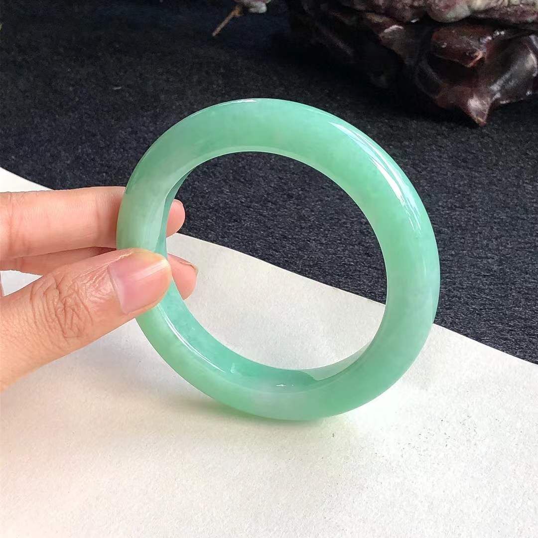 冰糯種果綠翡翠正圈手鐲,天然翡翠A玉, 緬甸玉, Jade, Jadeite
