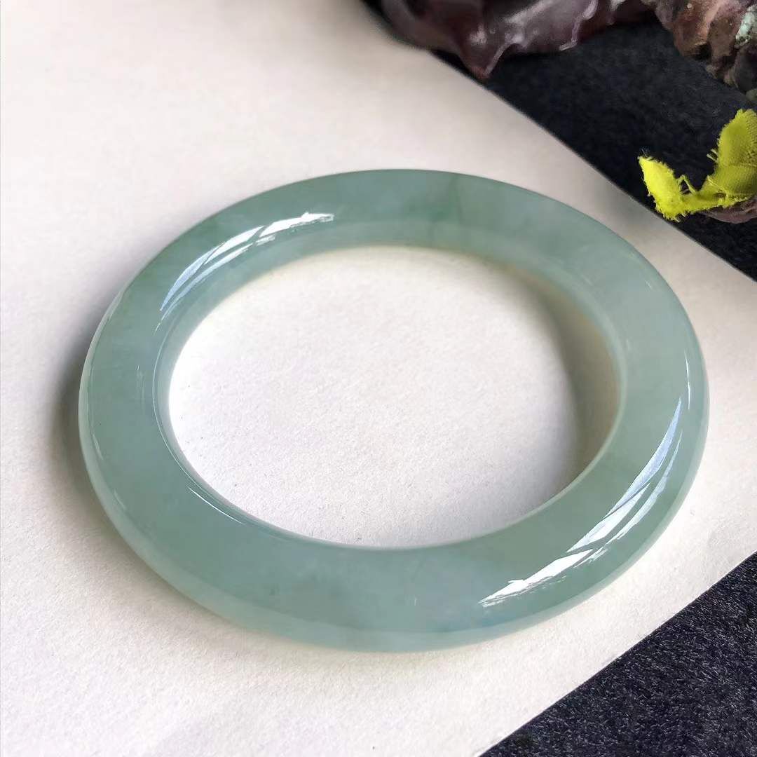 9252652 57.2mm冰糯種晴水底飄綠翡翠圓條手鐲 (56-58)