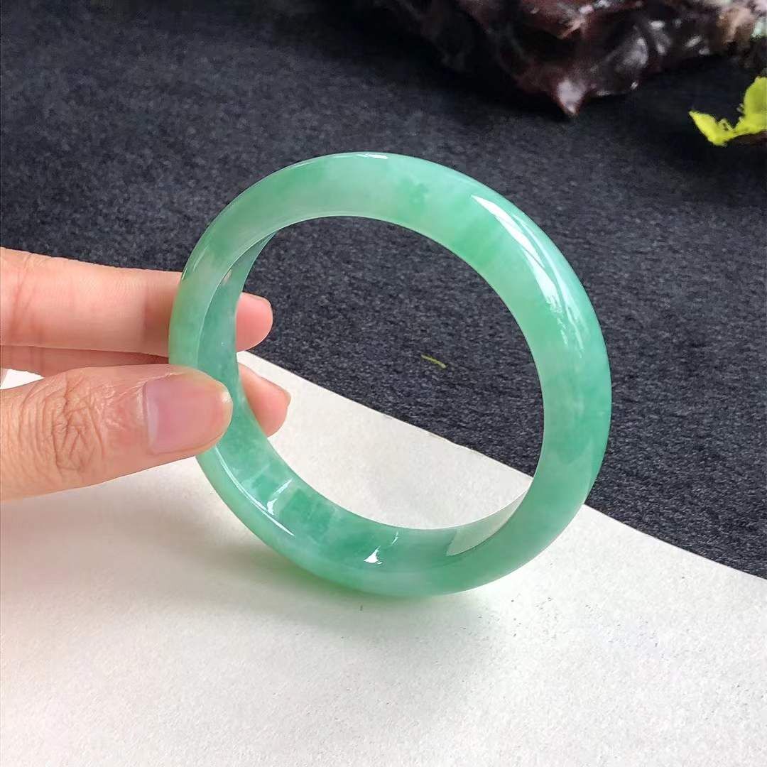 9252653 55.4mm冰糯種果綠翡翠正圈手鐲 (54-56)