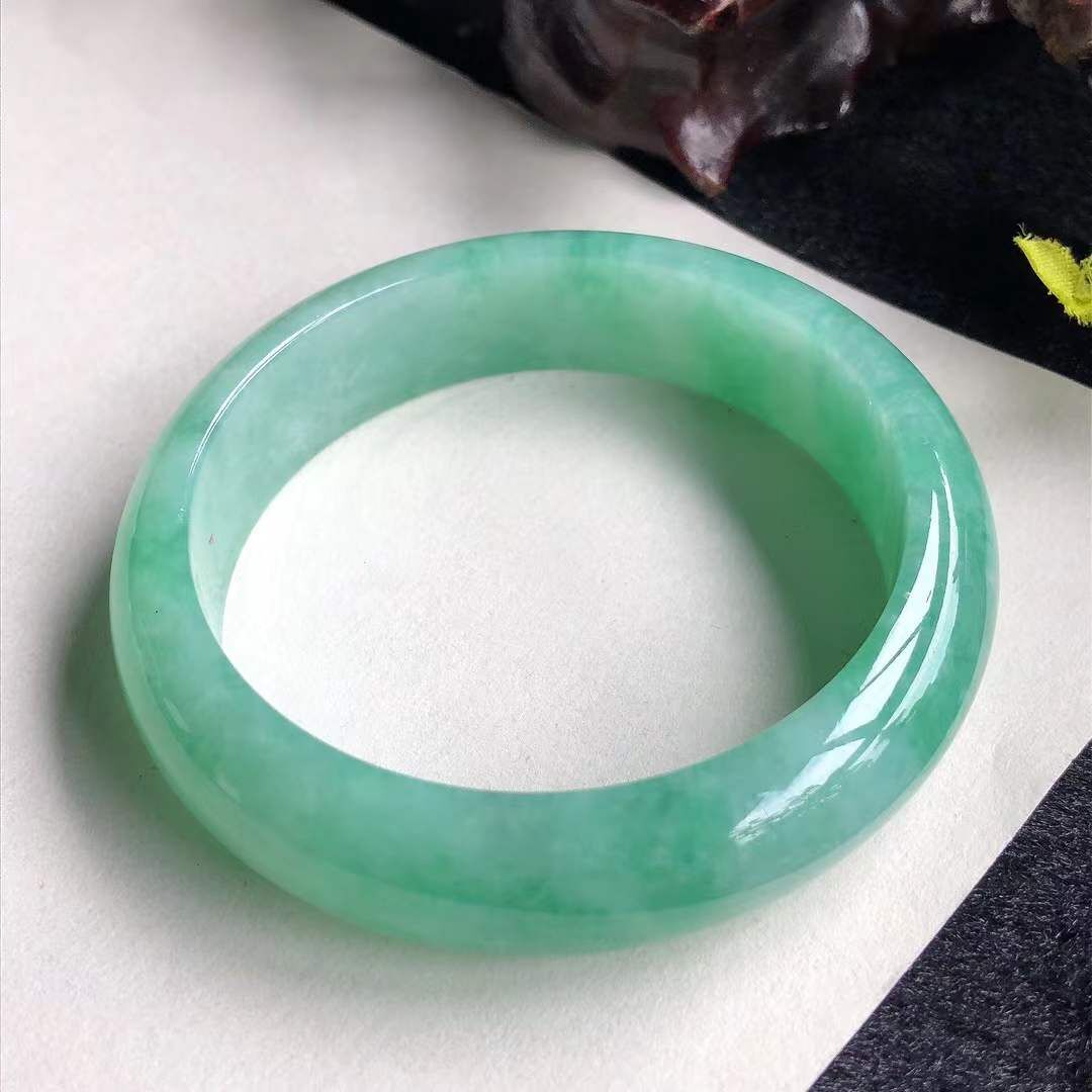 冰糯種果綠翡翠正圈手鐲,天然翡翠A玉, 緬甸玉, Jade, Jadeite