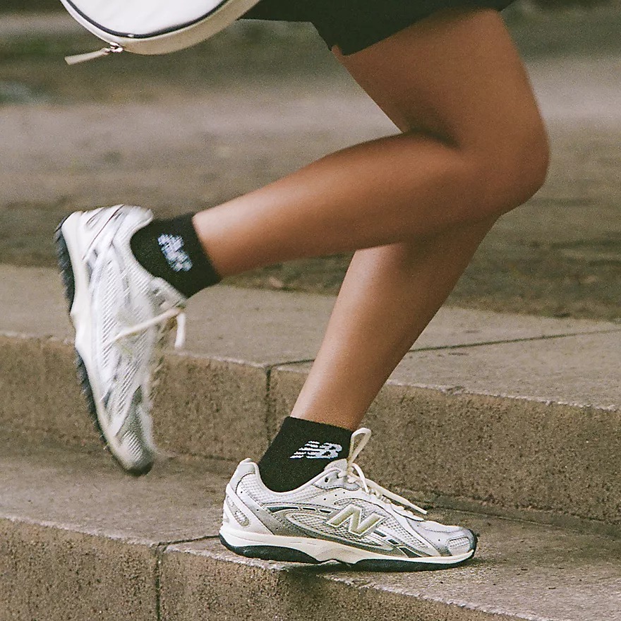 男女鞋 NEW BALANCE U204L 奶油銀綠 網眼 透氣 復古 麂皮 薄底 附雪紡紗鞋帶 休閒鞋【U204LSWB】U240L