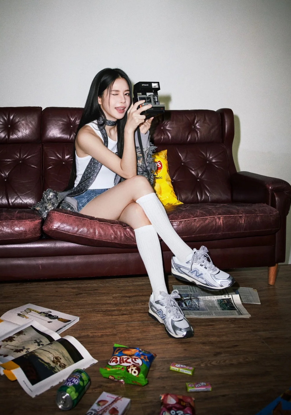 男女鞋 NEW BALANCE U204L 奶油霧藍 金容仙 頌樂同款 網眼 透氣 復古 麂皮 薄底 附雪紡紗鞋帶 休閒鞋【U204LSWC】U240L