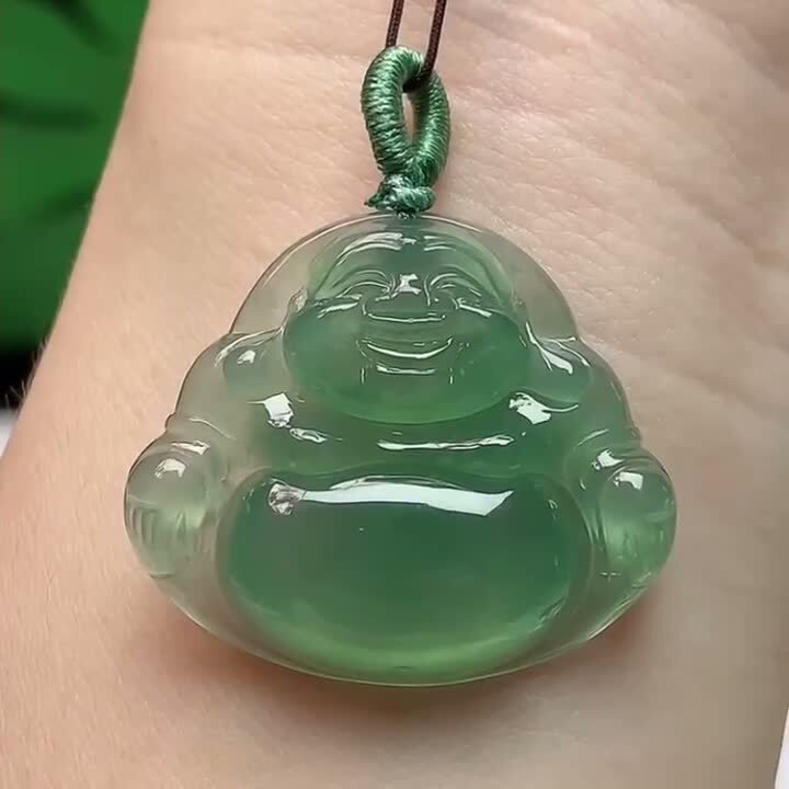 92539 翡翠冰種晴綠佛公