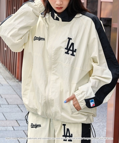 日本🇯🇵連線 MLB 日本支線 LOGO刺繡大立領尼龍外套 隊徽 休閒 運動 外套 尼龍外套 街頭 工裝 6款(任買兩件711免運)/預購