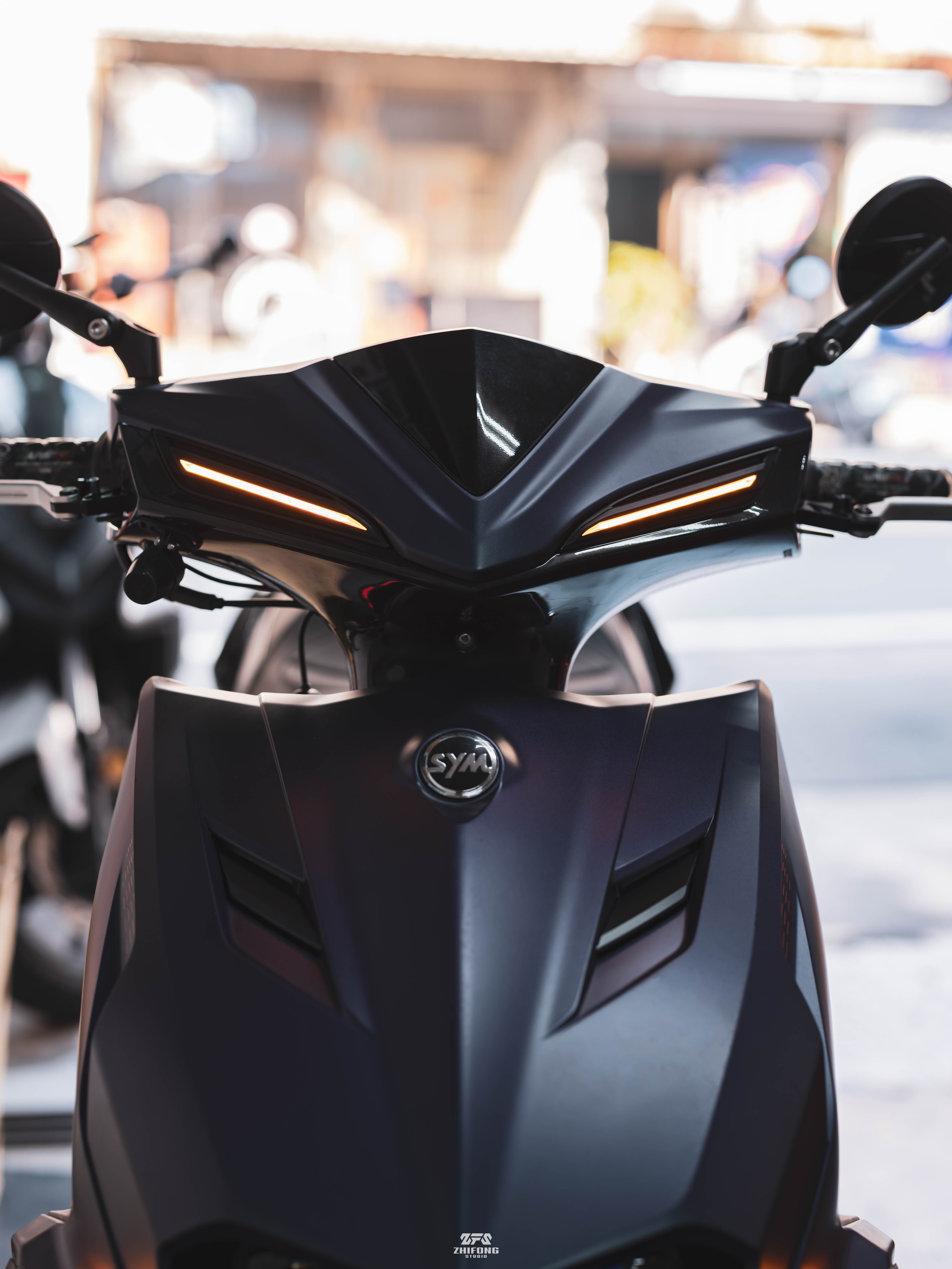 【 APEXX 】JET 媚眼 日行燈