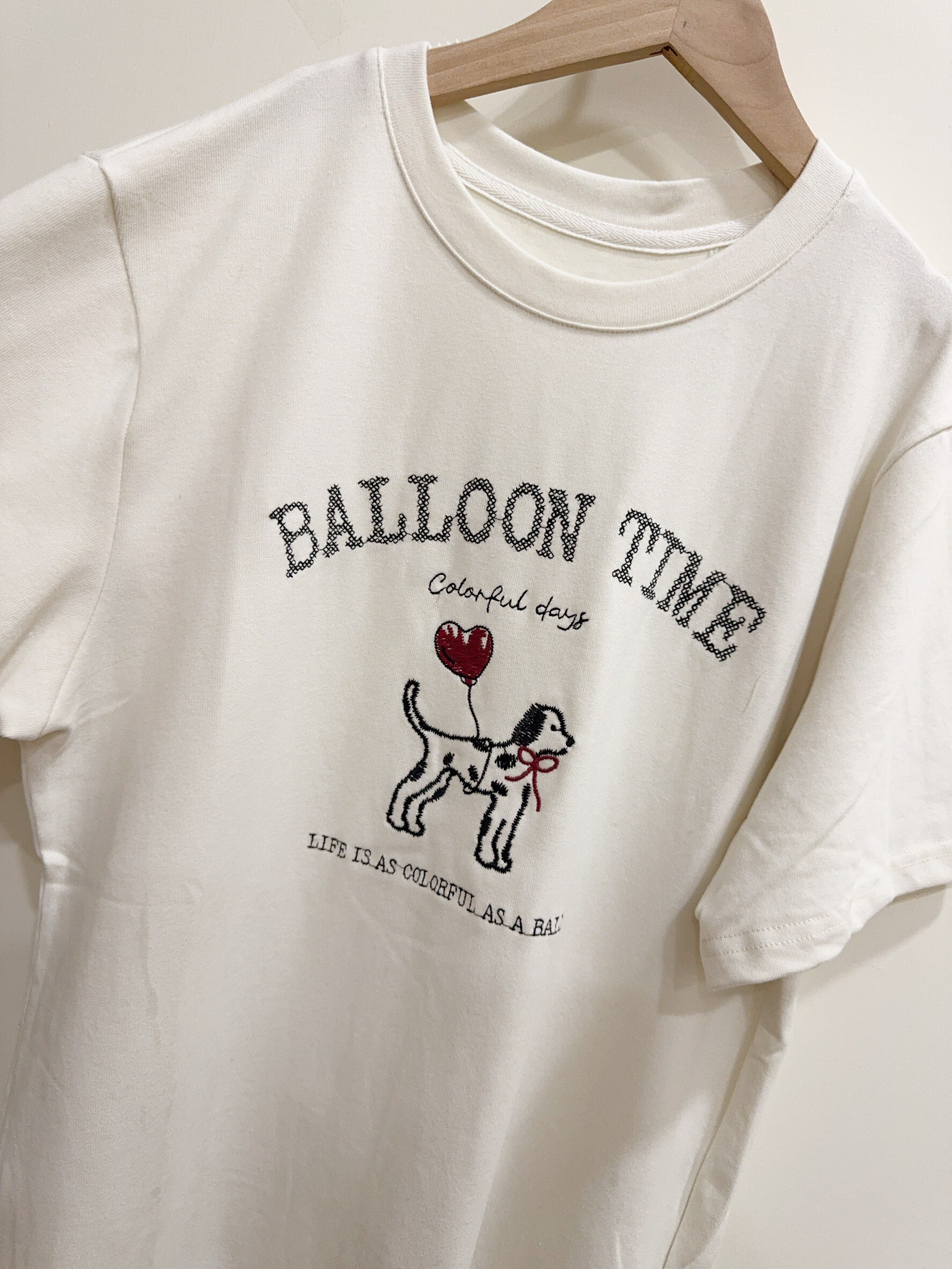 刺繡綿綿狗狗上衣