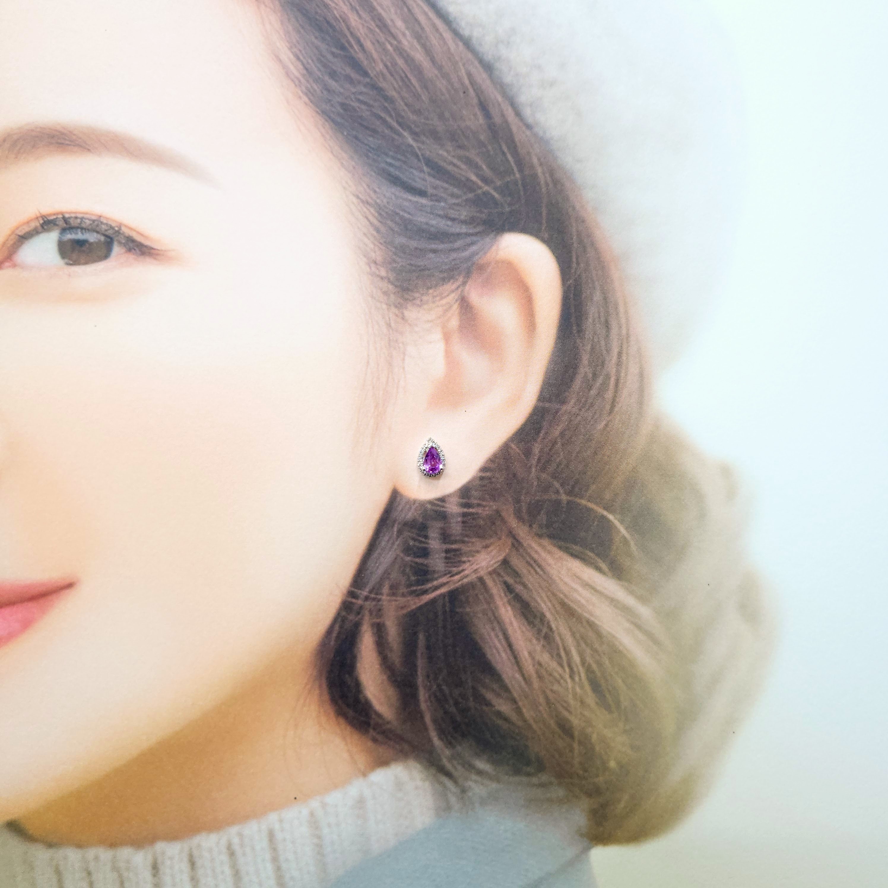 18K White Gold 0.81ct Sapphire Earrings